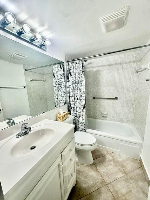 1047 Exeter C, Boca Raton, FL 33434 — photo 9 of 40