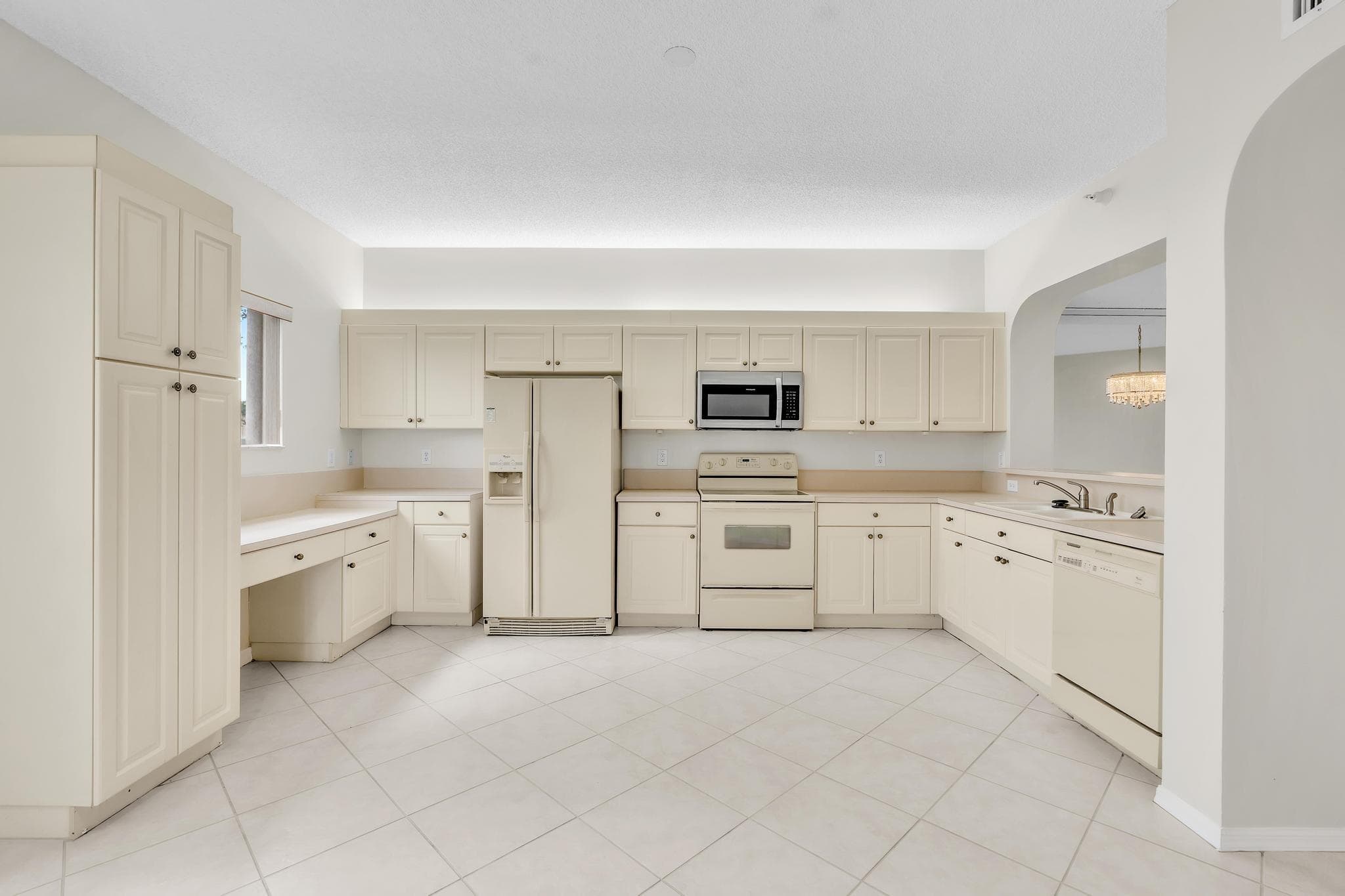 7775 Southampton Terrace 307, Tamarac, FL 33321 — photo 5 of 76