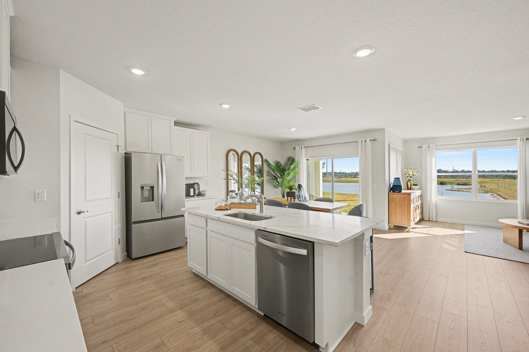9069 Venetian Square, Vero Beach, FL 32966 — photo 7 of 16