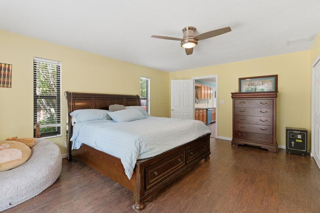 16888 Hialeah Drive W, The Acreage, FL 33470 — photo 22 of 56