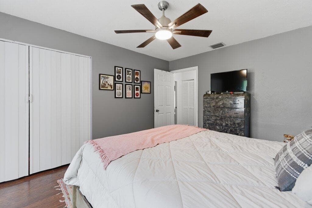 16888 Hialeah Drive W, The Acreage, FL 33470 — photo 28 of 56