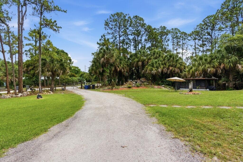 16888 Hialeah Drive W, The Acreage, FL 33470 — photo 5 of 56