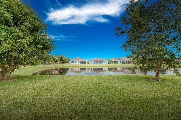 5574 55th Avenue, Vero Beach, FL 32967 — photo 25 of 25
