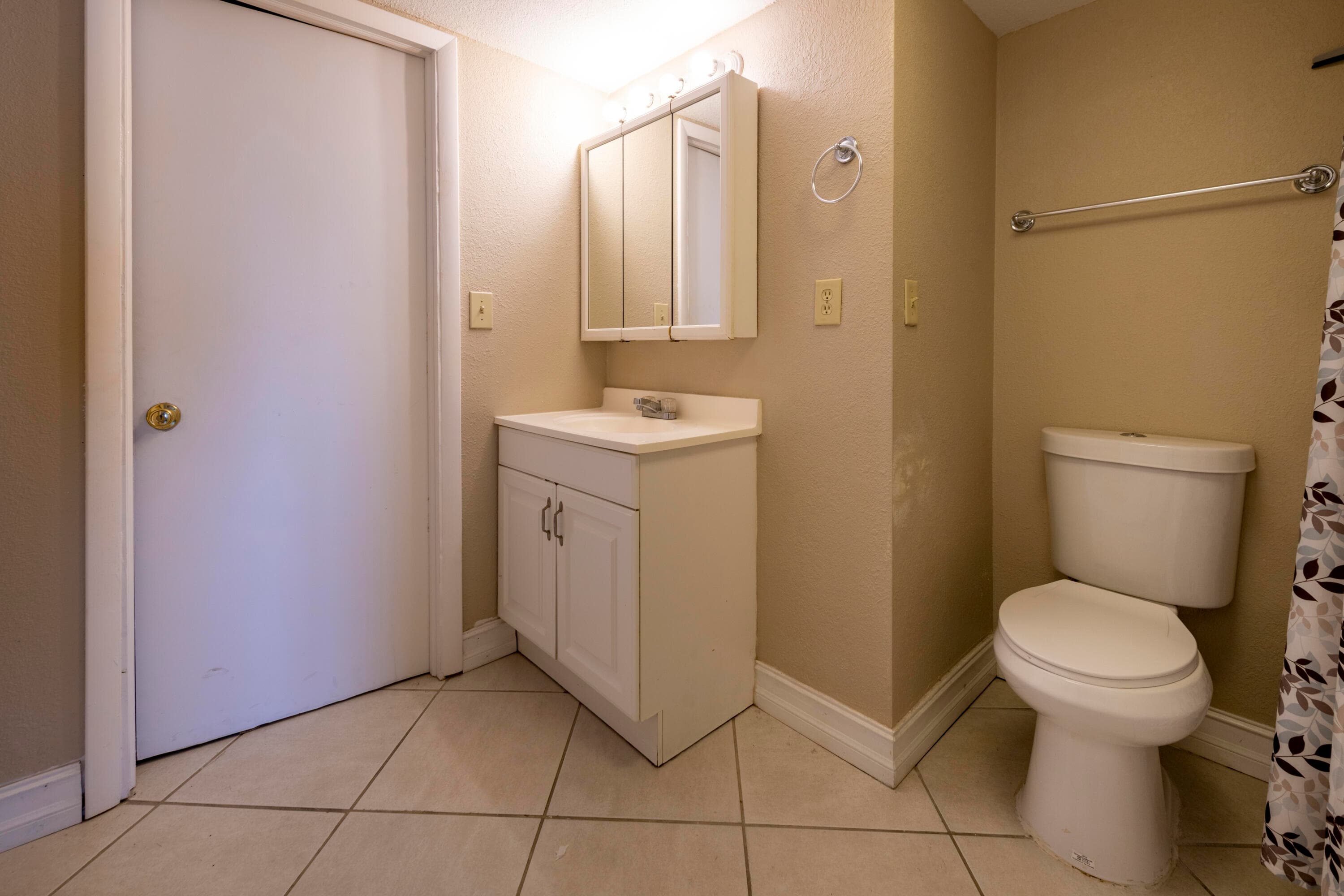 6911 Environ Boulevard 8g, Lauderhill, FL 33319 — photo 14 of 26