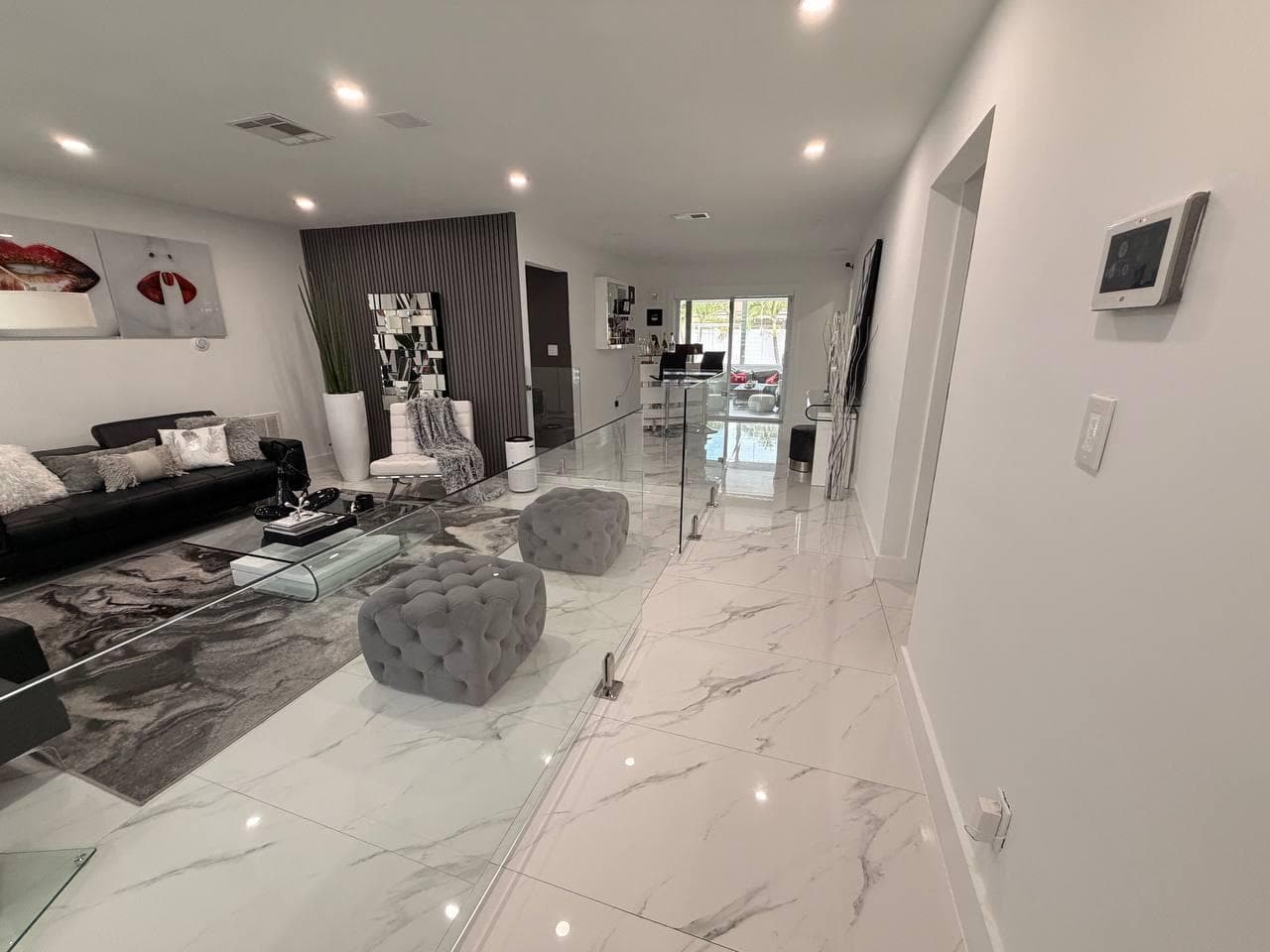6861 Park Street, Hollywood, FL 33024 — photo 19 of 36