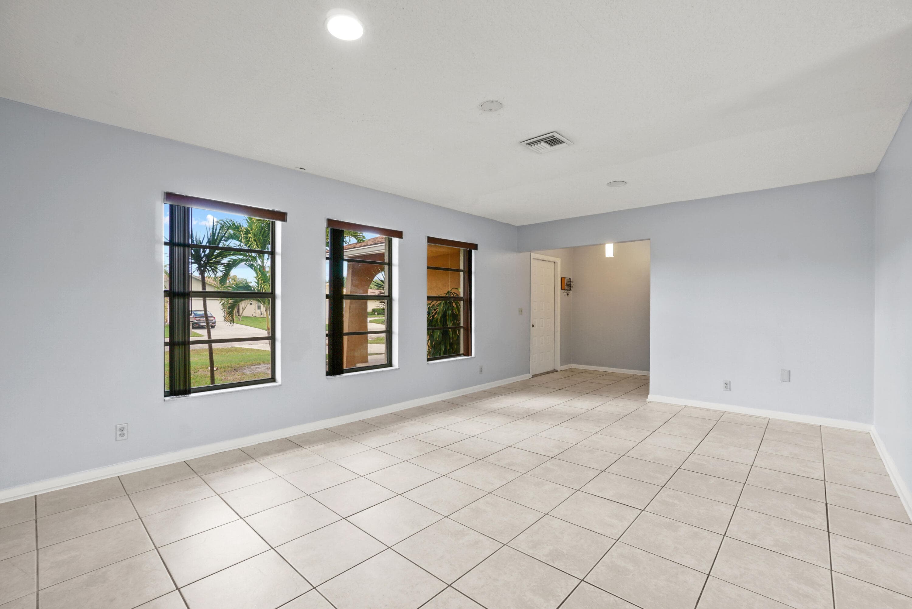 4128 Chestnut Avenue, Palm Beach Gardens, FL 33410 — photo 6 of 38