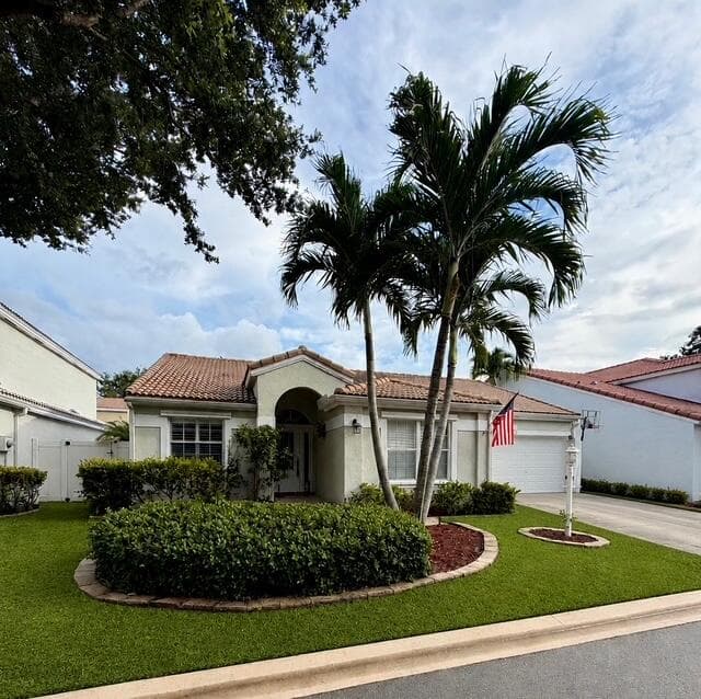 10109 Oak Bark Lane, Palm Beach Gardens, FL 33410 — photo 1 of 36
