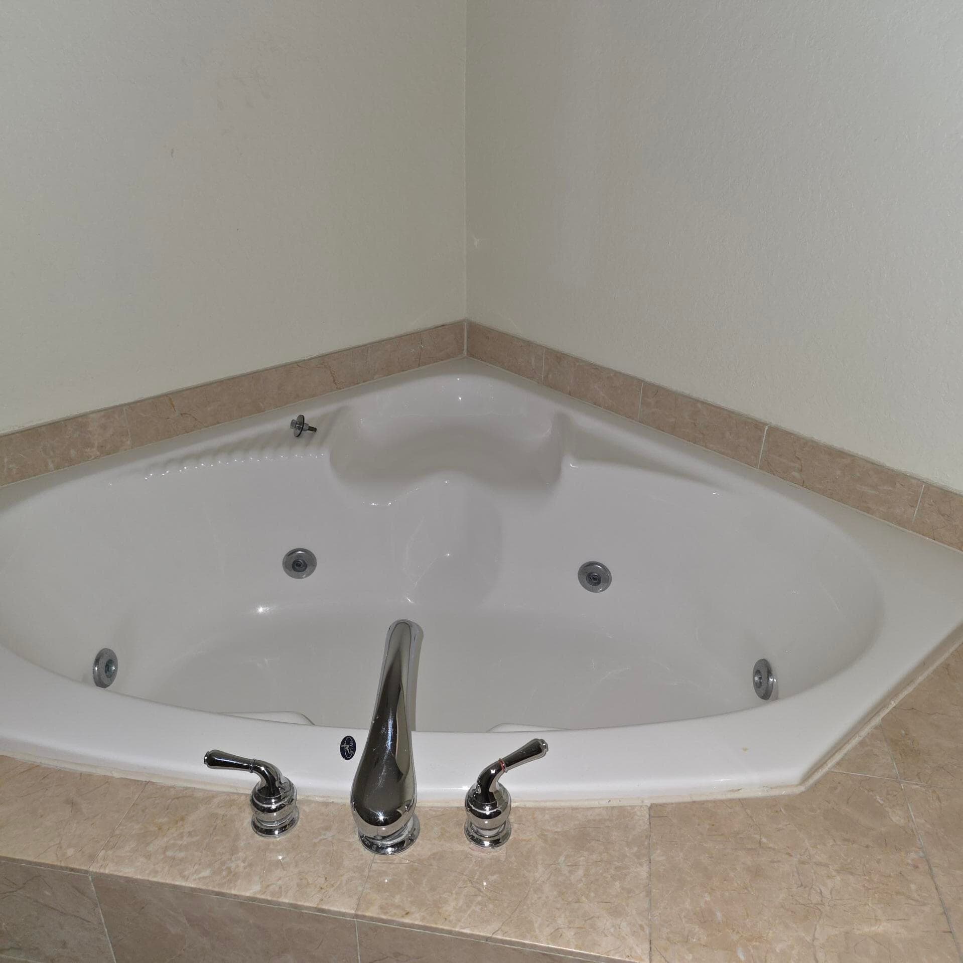 1640 Presidential Way, West Palm Beach, FL 33401 — photo 12 of 15