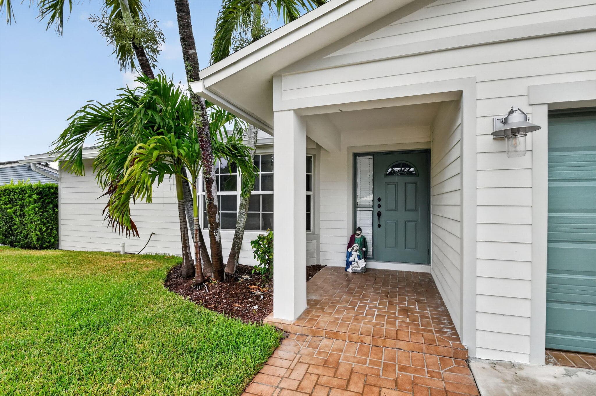 2277 Summit Boulevard, West Palm Beach, FL 33406 — photo 4 of 75
