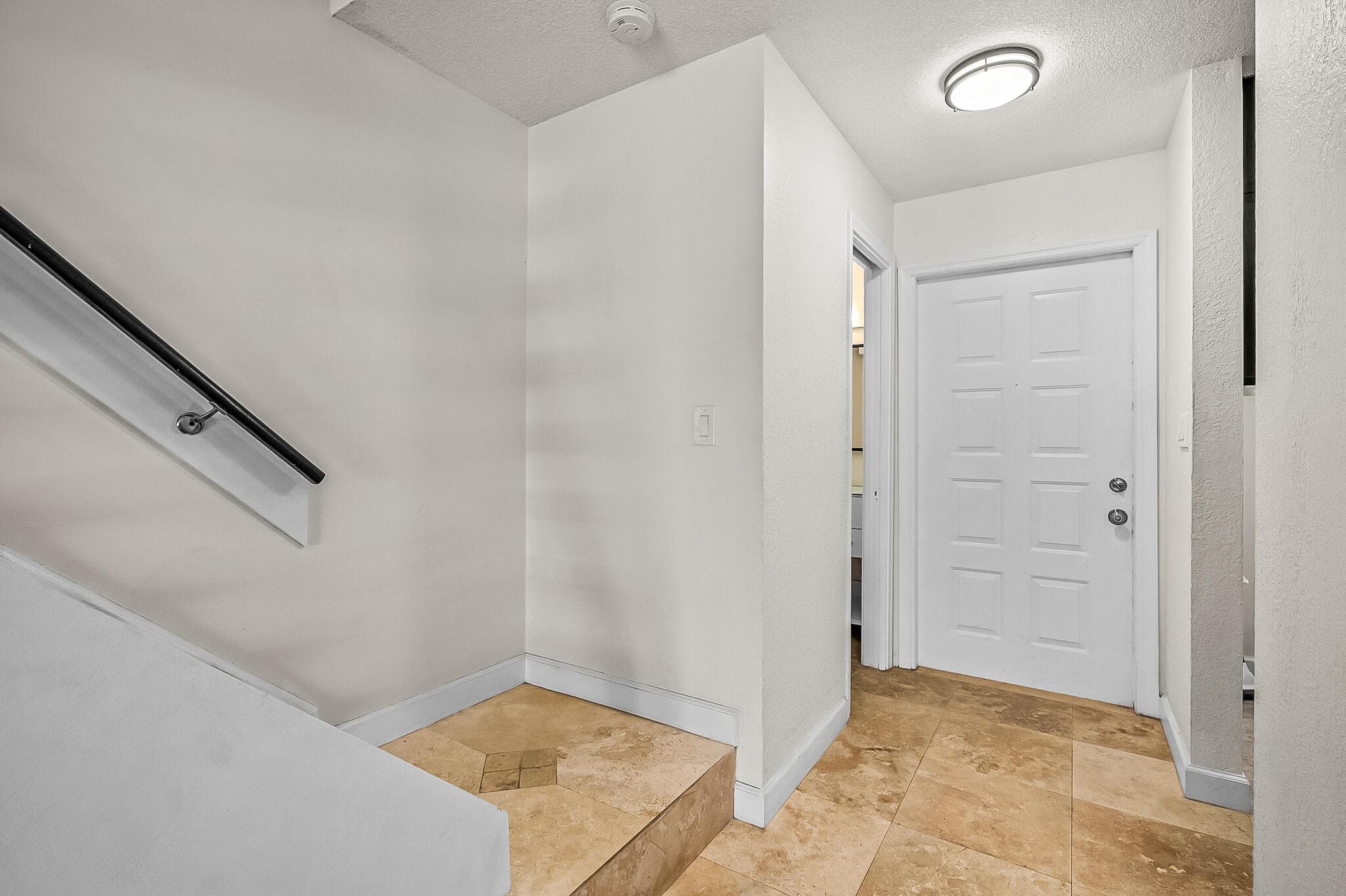 2700 S Oakland Forest Drive 305, Oakland Park, FL 33309 — photo 9 of 41