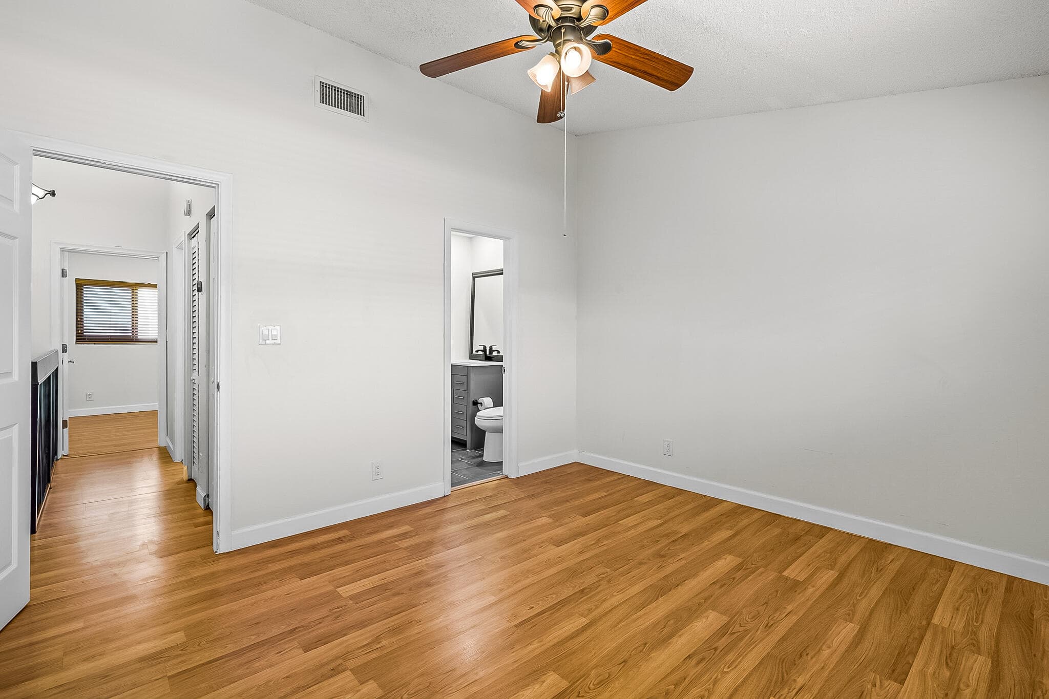 2700 S Oakland Forest Drive 305, Oakland Park, FL 33309 — photo 23 of 41