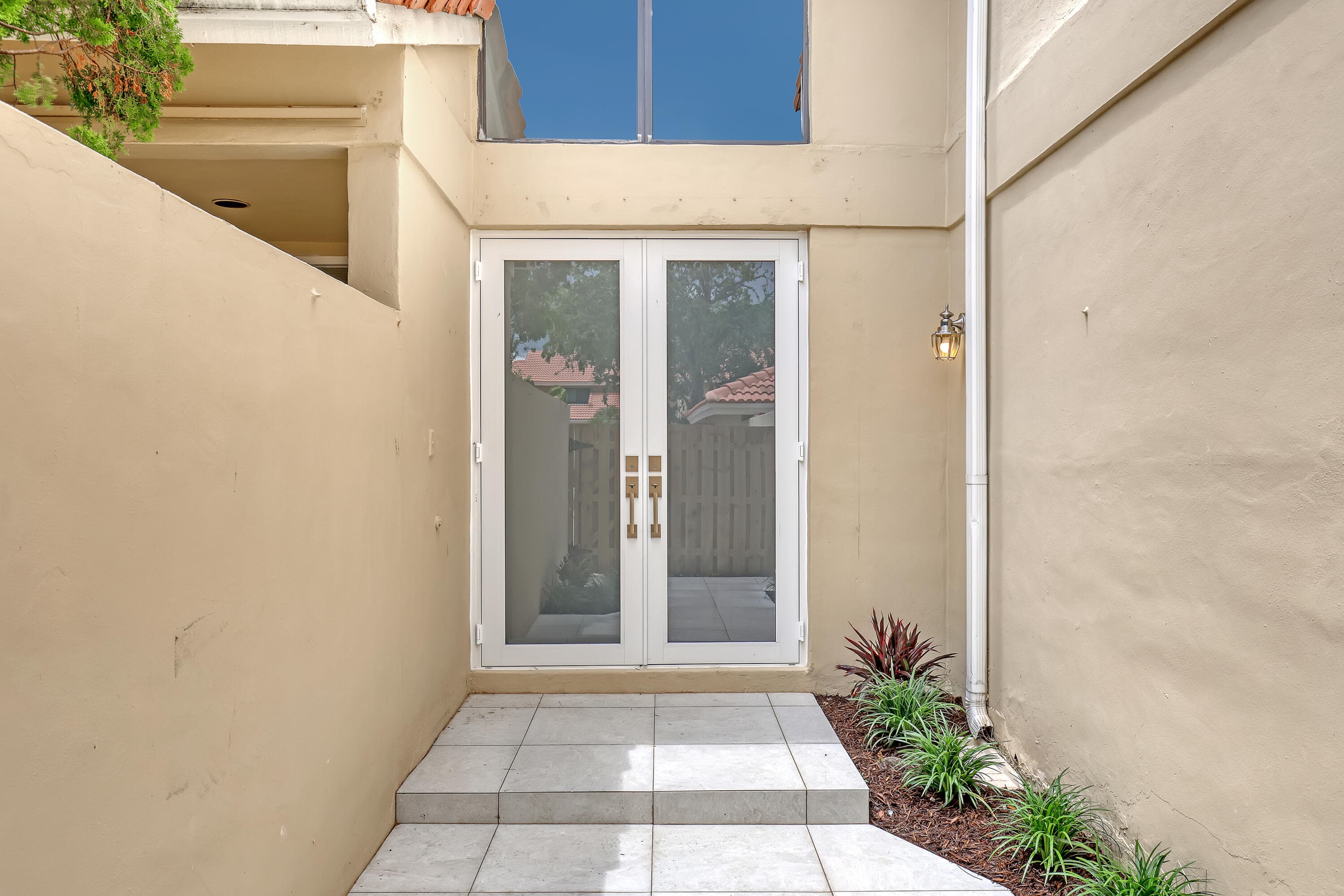 132 Old Meadow Way, Palm Beach Gardens, FL 33418 — photo 8 of 54