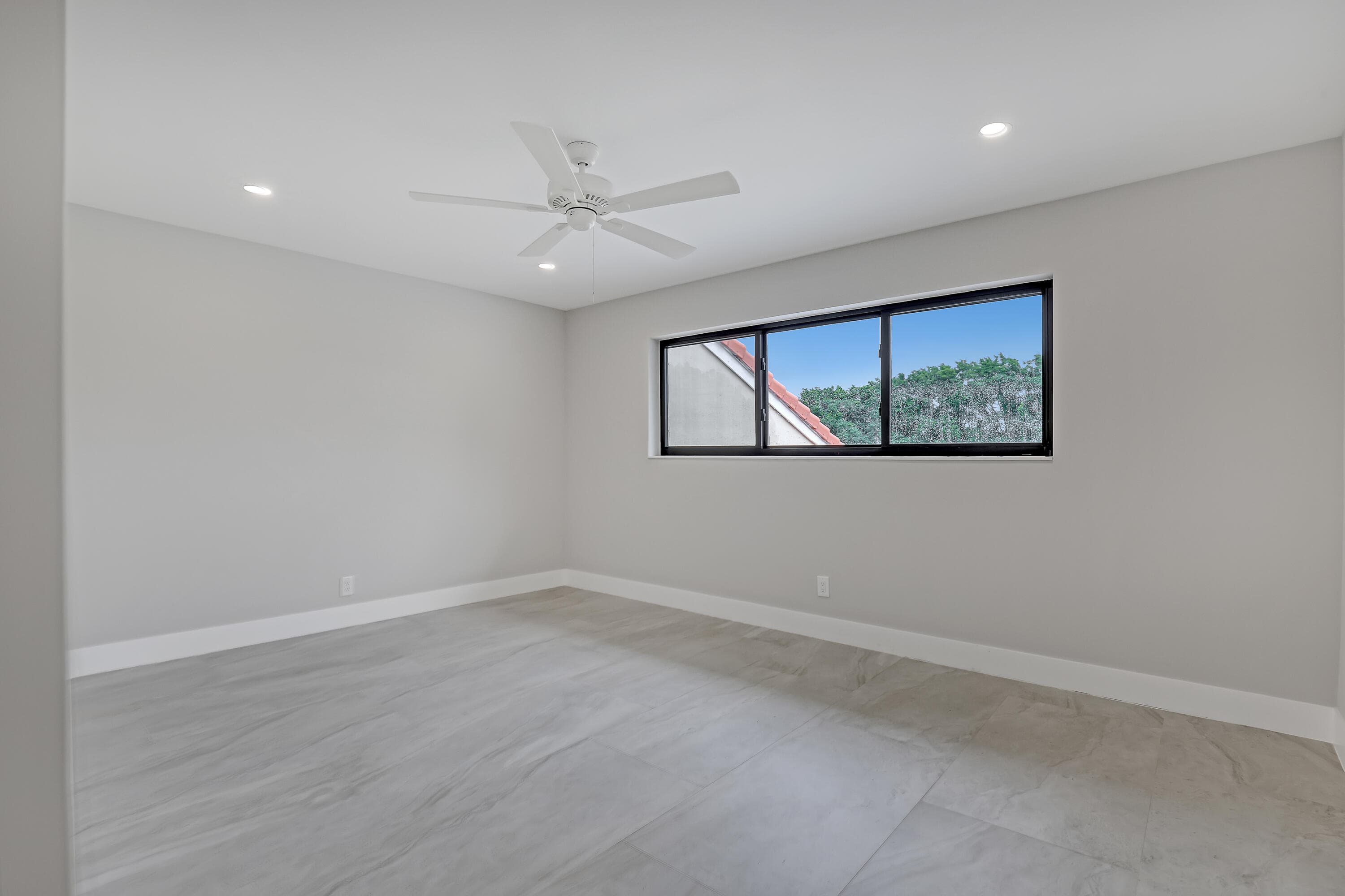 132 Old Meadow Way, Palm Beach Gardens, FL 33418 — photo 23 of 54