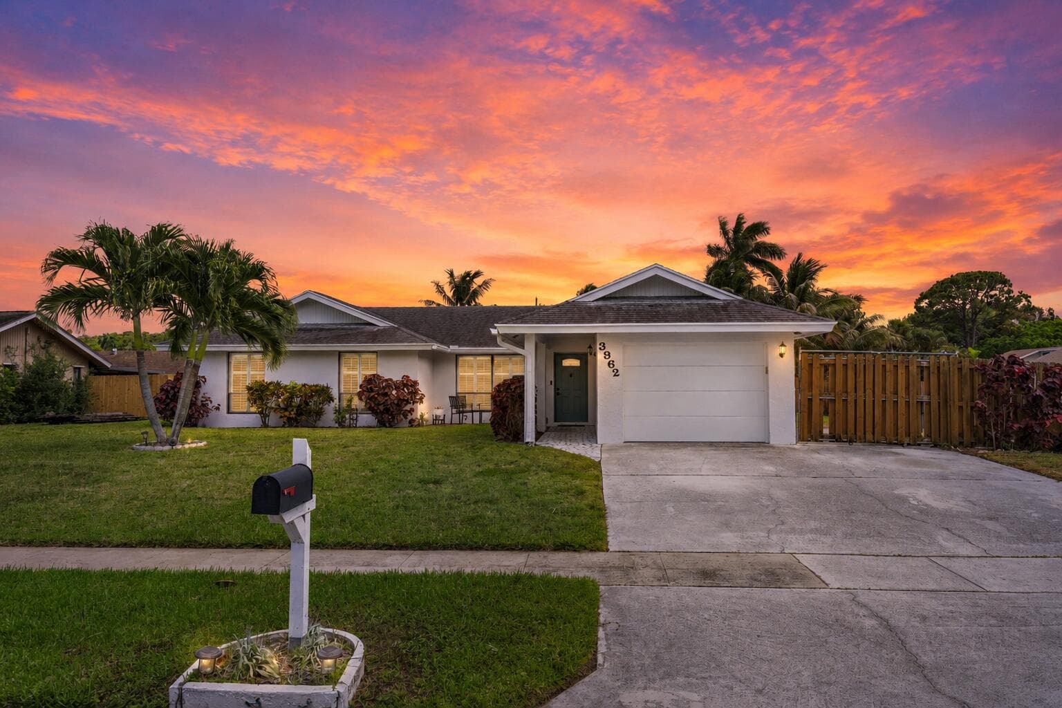 3962 Winfield Road, Boynton Beach, FL 33436 — photo 3 of 23
