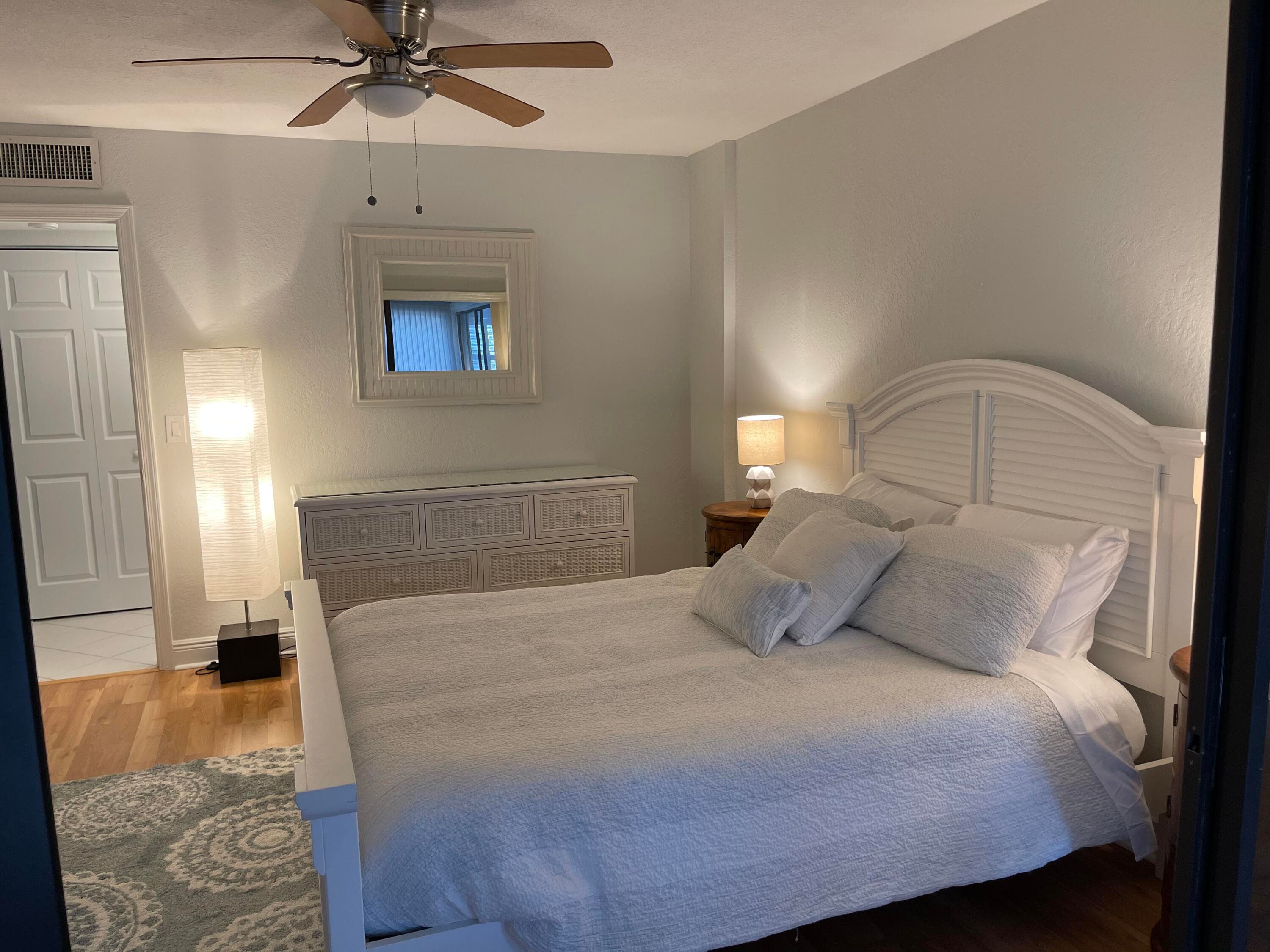 1660 Twelve Oaks Way 203, North Palm Beach, FL 33408 — photo 16 of 24
