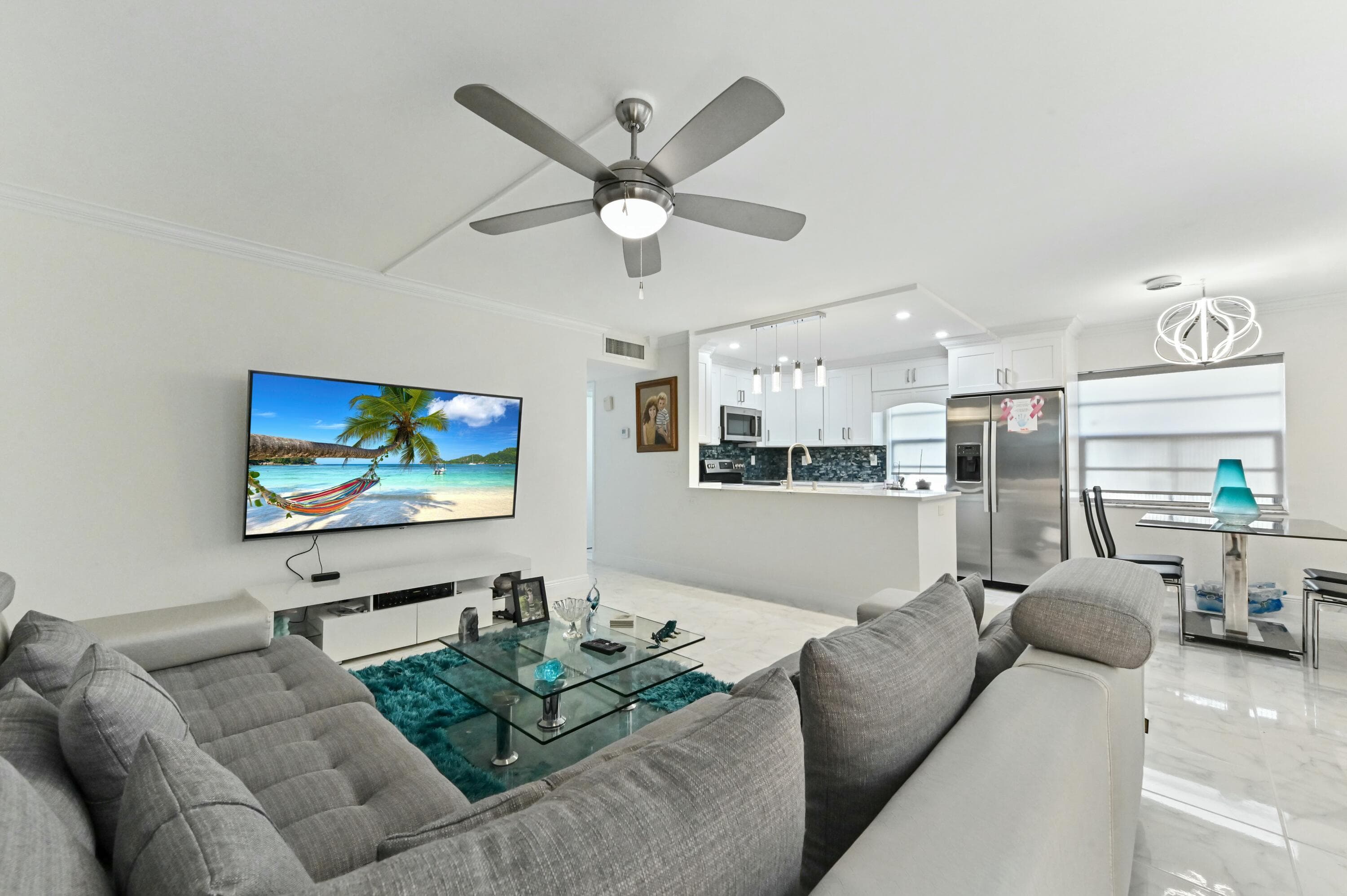 548 Burgundy L, Delray Beach, FL 33484 — photo 8 of 34