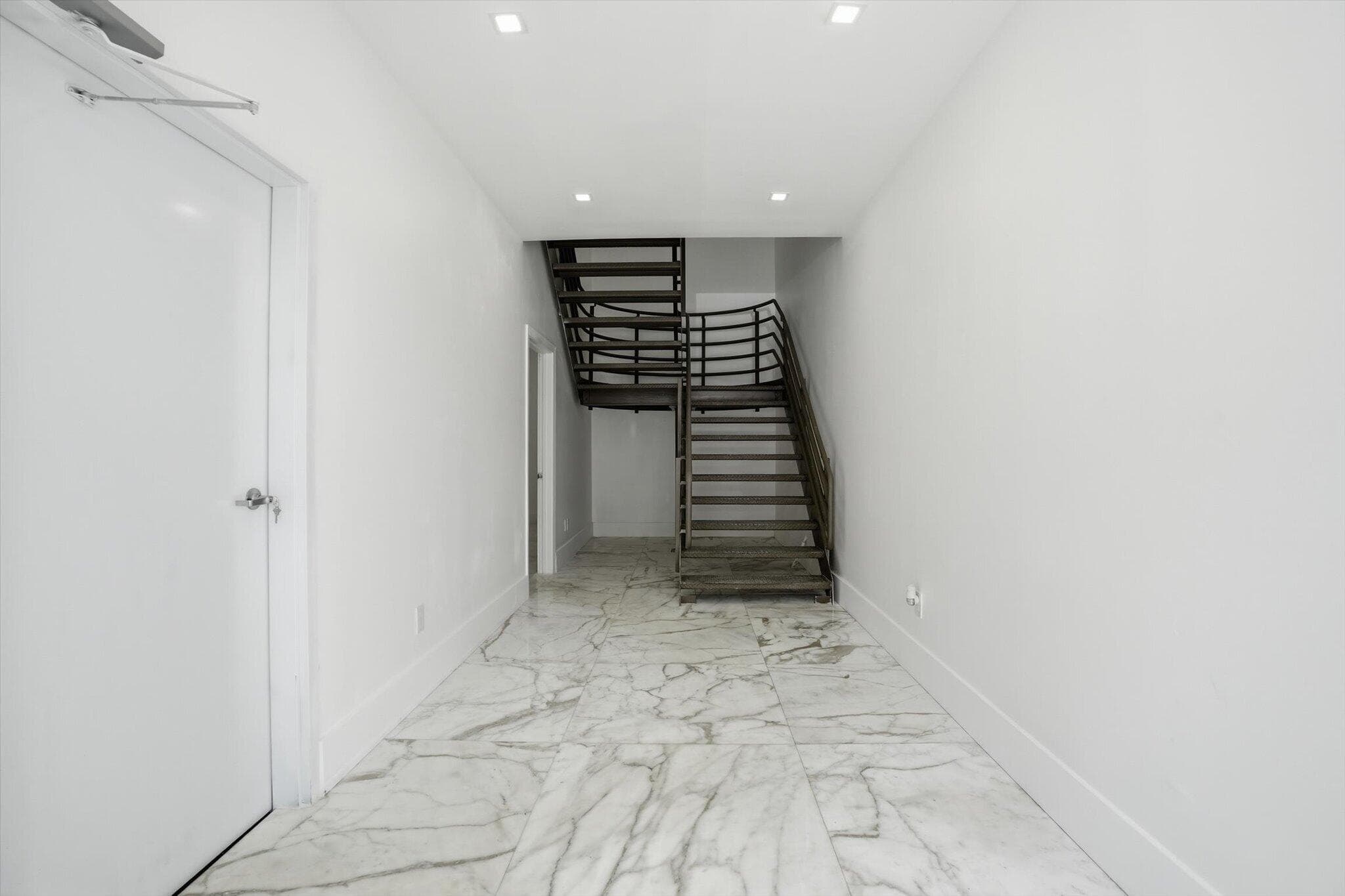 20125 NE 16th Place, Miami, FL 33179 — photo 10 of 44