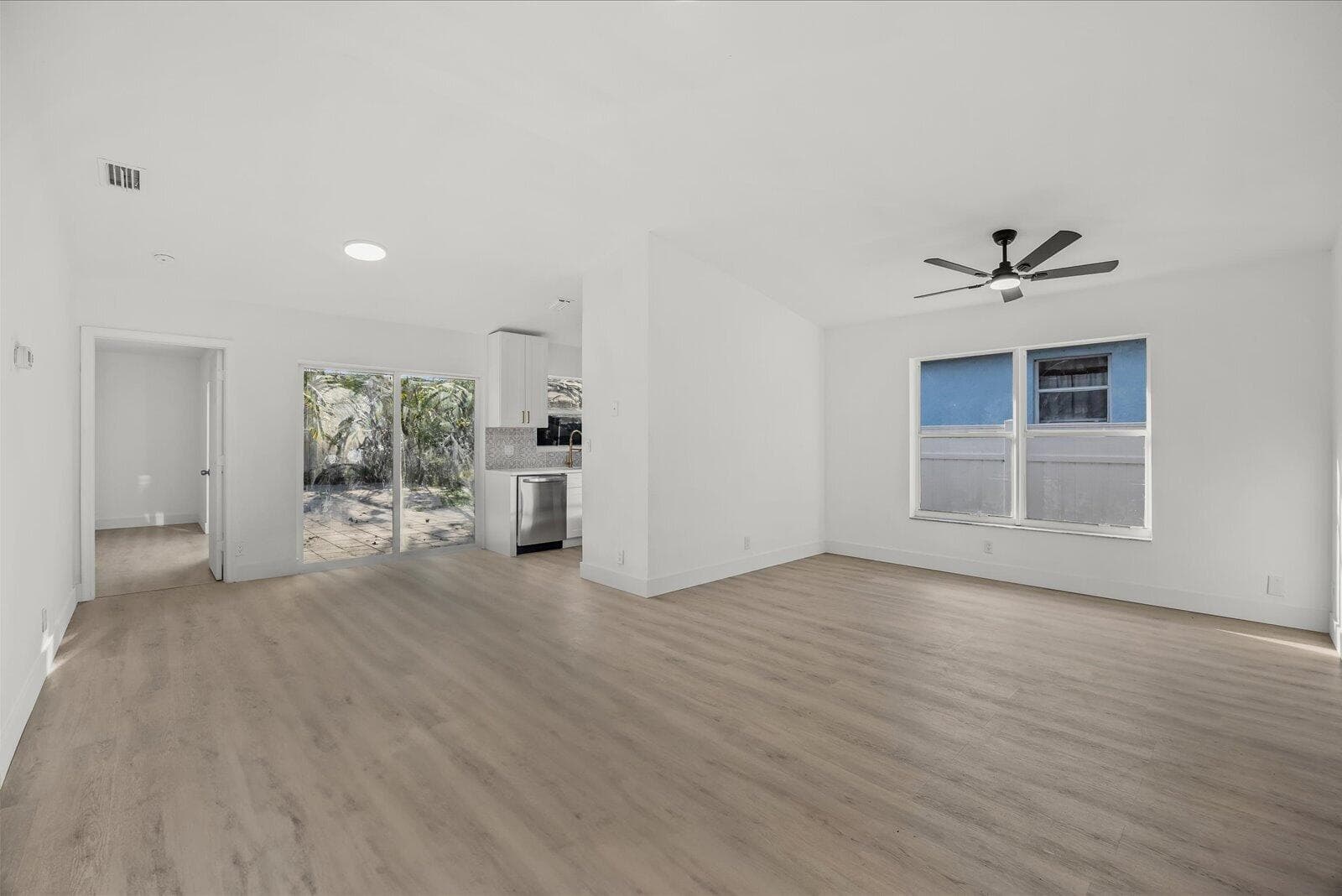 1561 NW 7th Lane, Pompano Beach, FL 33060 — photo 6 of 30