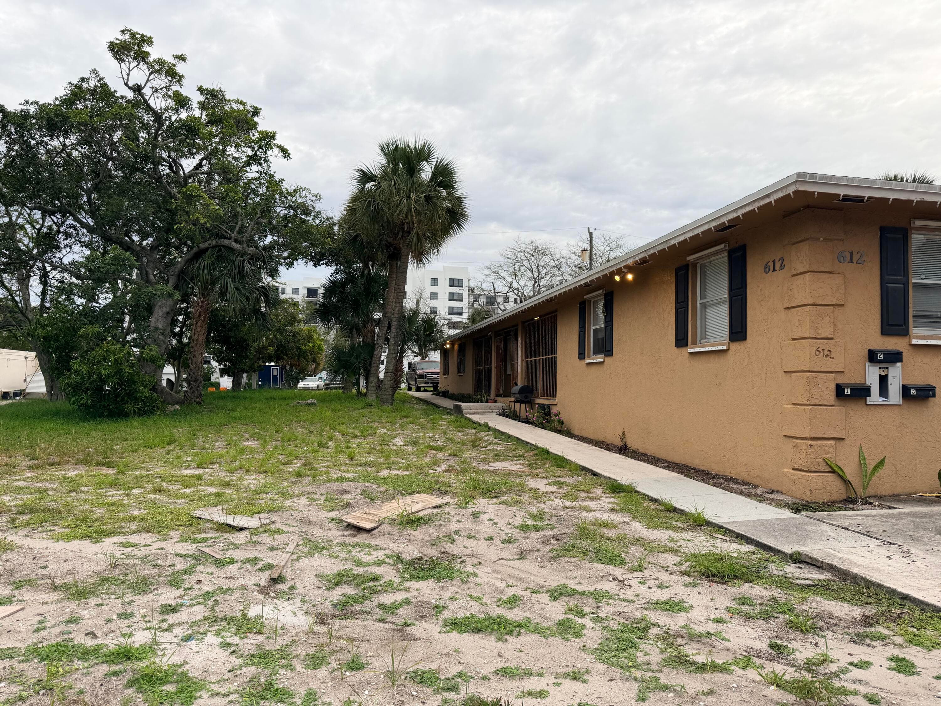 612 4th Street, West Palm Beach, FL 33401 — photo