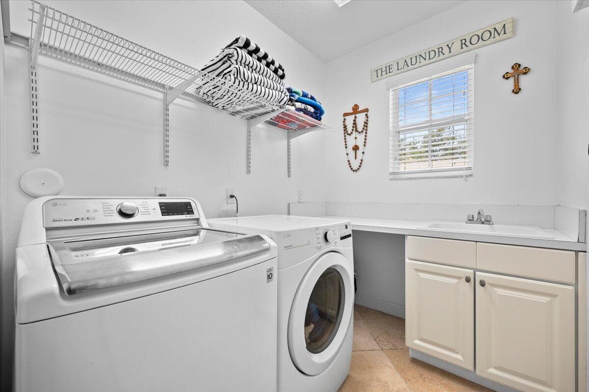 2104 Spring Court, Palm Beach Gardens, FL 33410 — photo 32 of 73