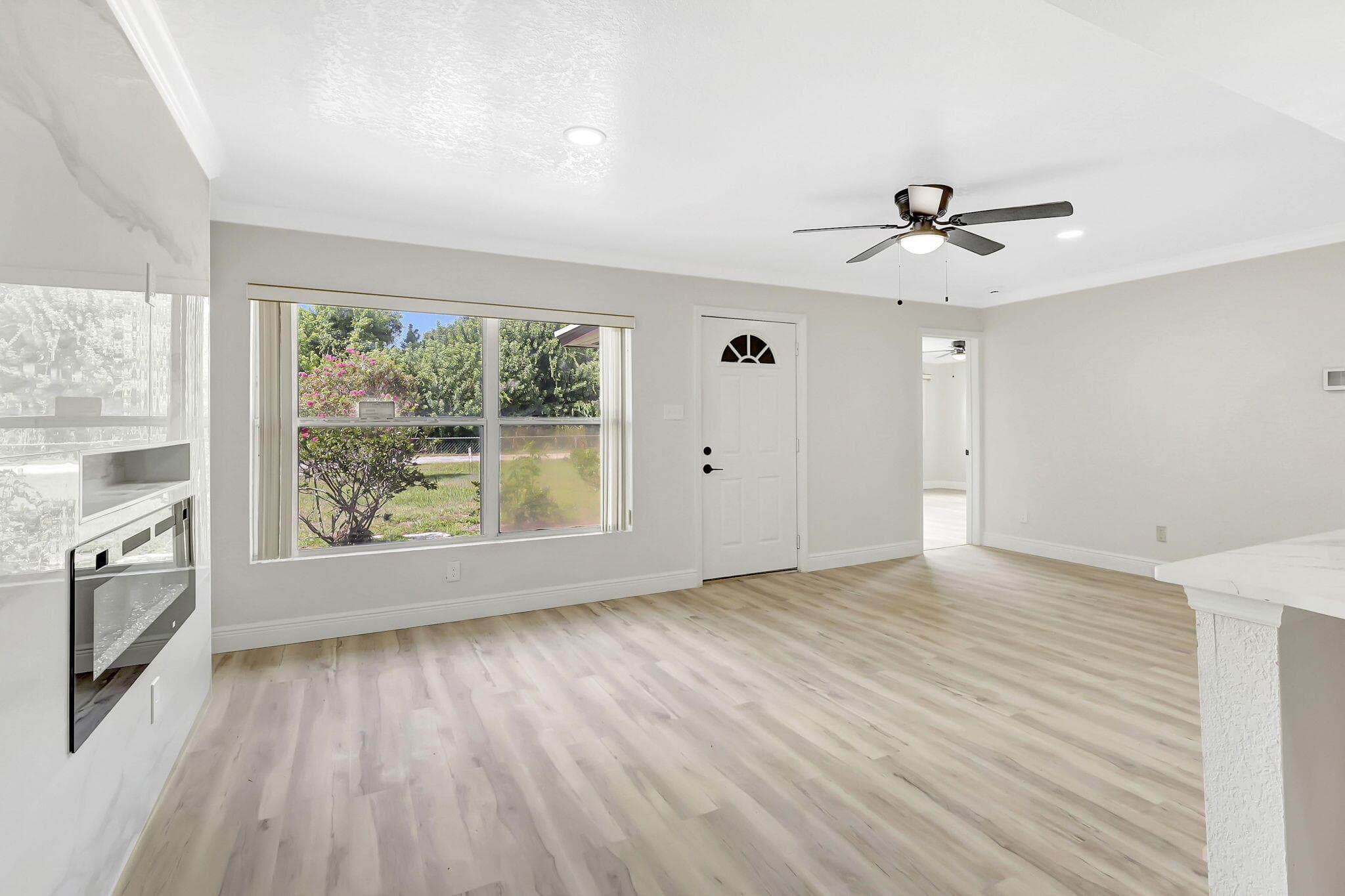 3701 Avenue S, Fort Pierce, FL 34947 — photo 3 of 11