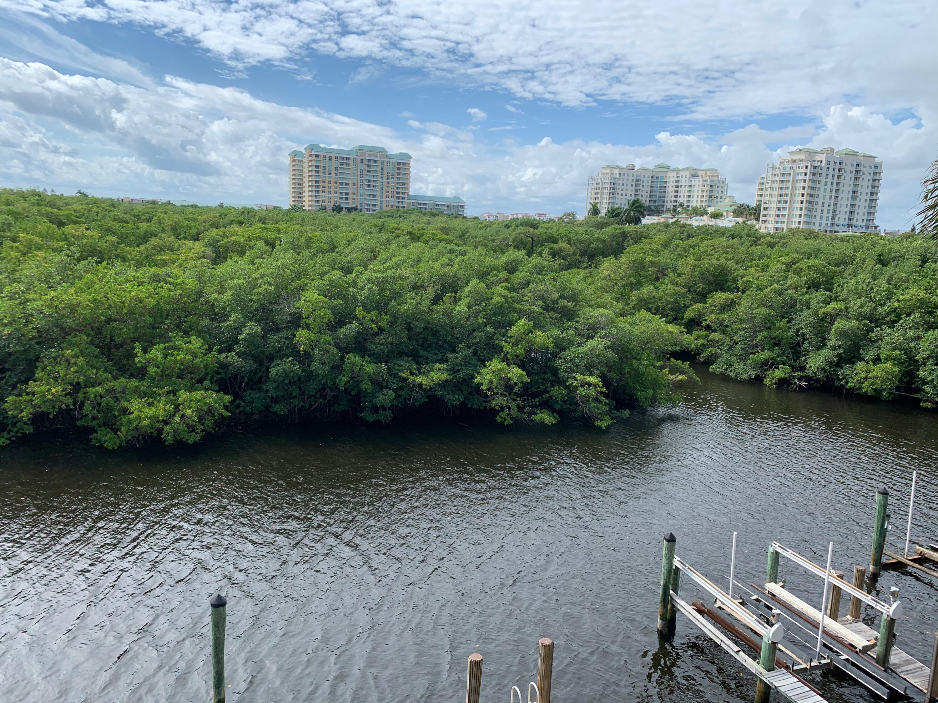 689 NE 6th Court 4070, Boynton Beach, FL 33435 — photo 11 of 11