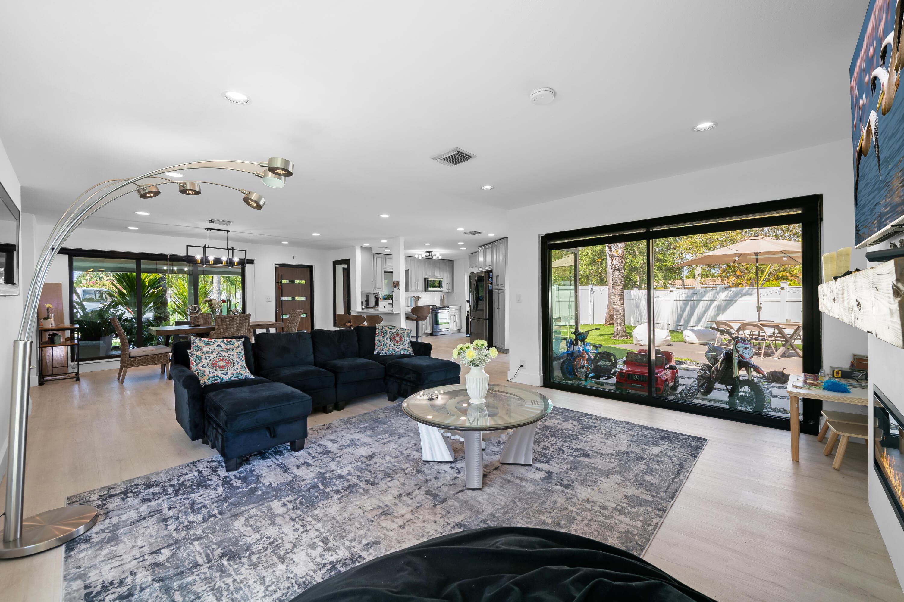 2601 NE 8th Court, Pompano Beach, FL 33062 — photo 17 of 26