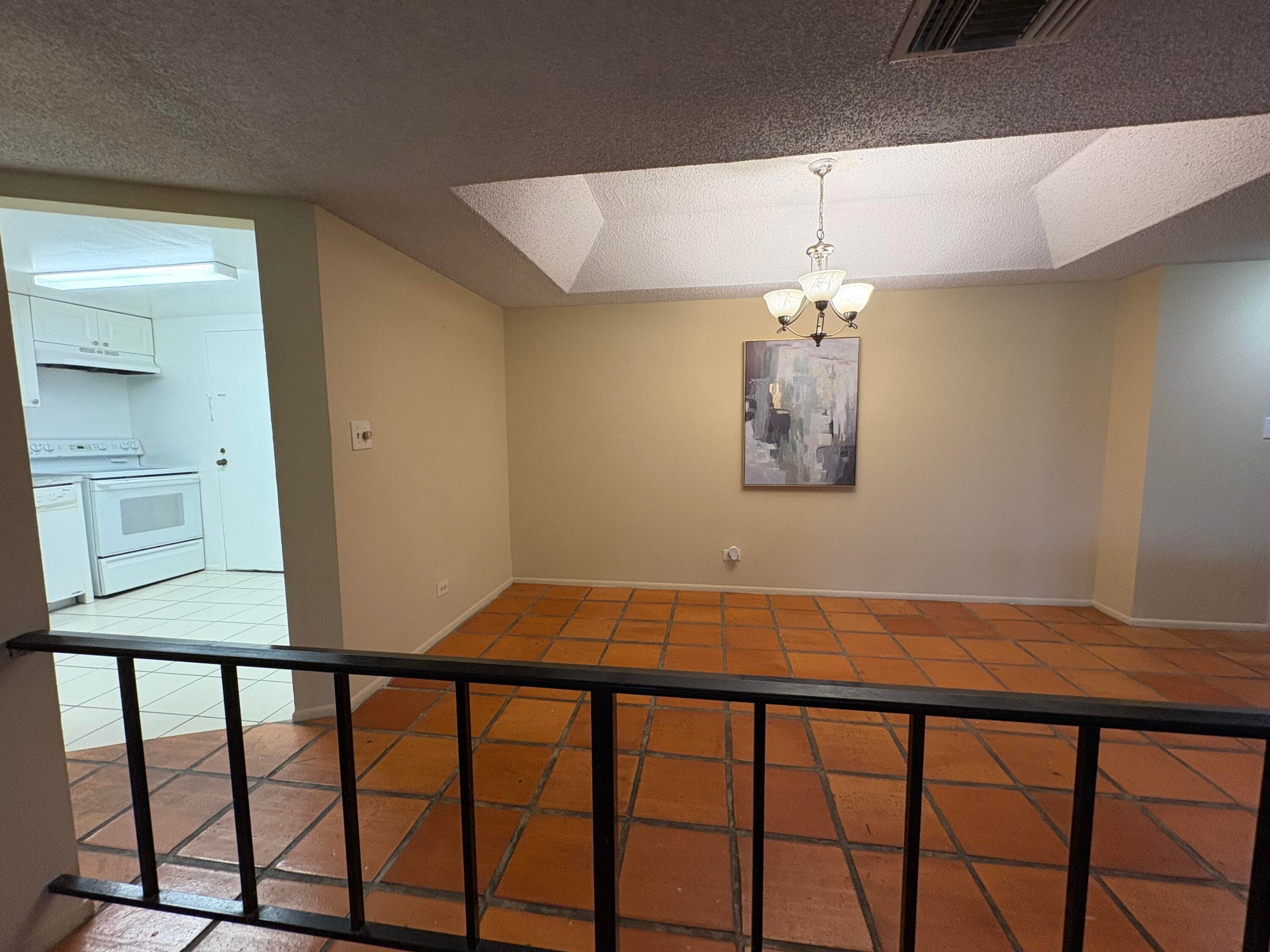 3720 Inverrary Drive 1h, Lauderhill, FL 33319 — photo 2 of 24