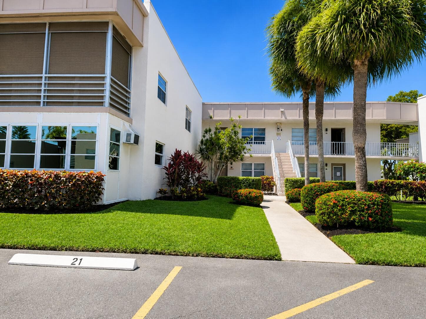 415 Normandy Lane I, Delray Beach, FL 33484 — photo 1 of 12