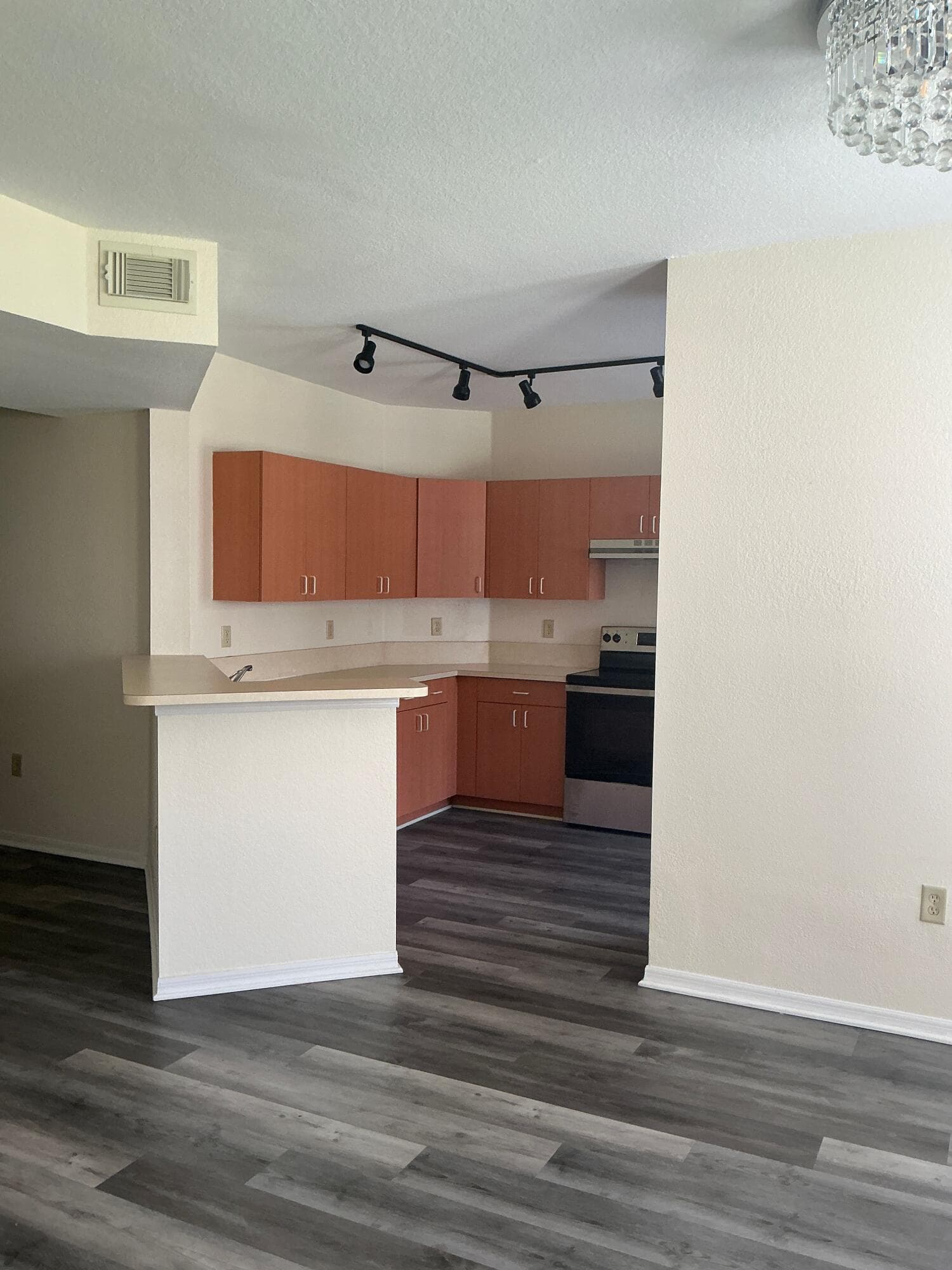 168 SW Peacock Boulevard 35-103, Port St. Lucie, FL 34986 — photo 5 of 10