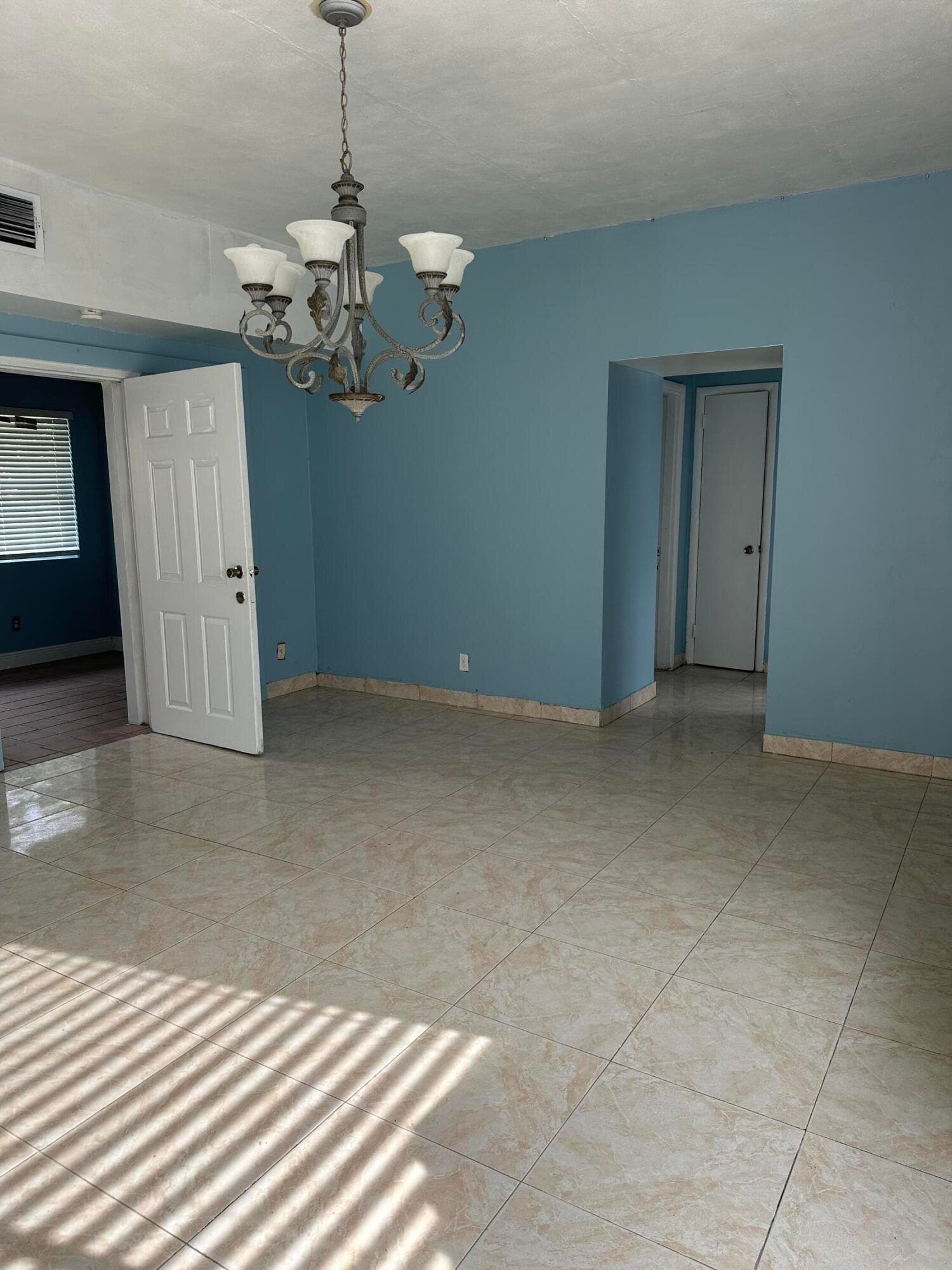 2202 NE 3rd Street, Boynton Beach, FL 33435 — photo 4 of 10