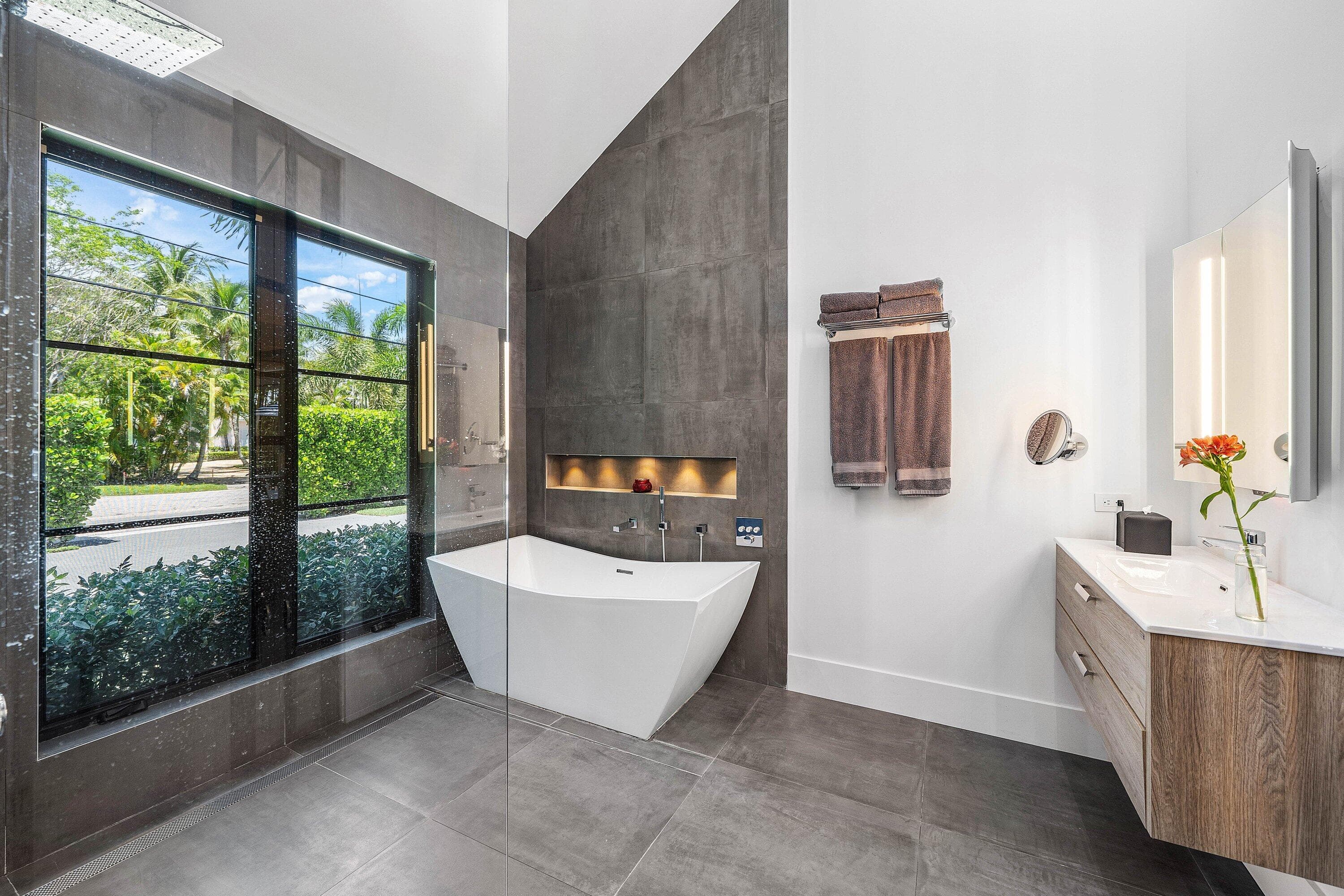 1275 N Swinton Avenue, Delray Beach, FL 33444 — photo 46 of 95