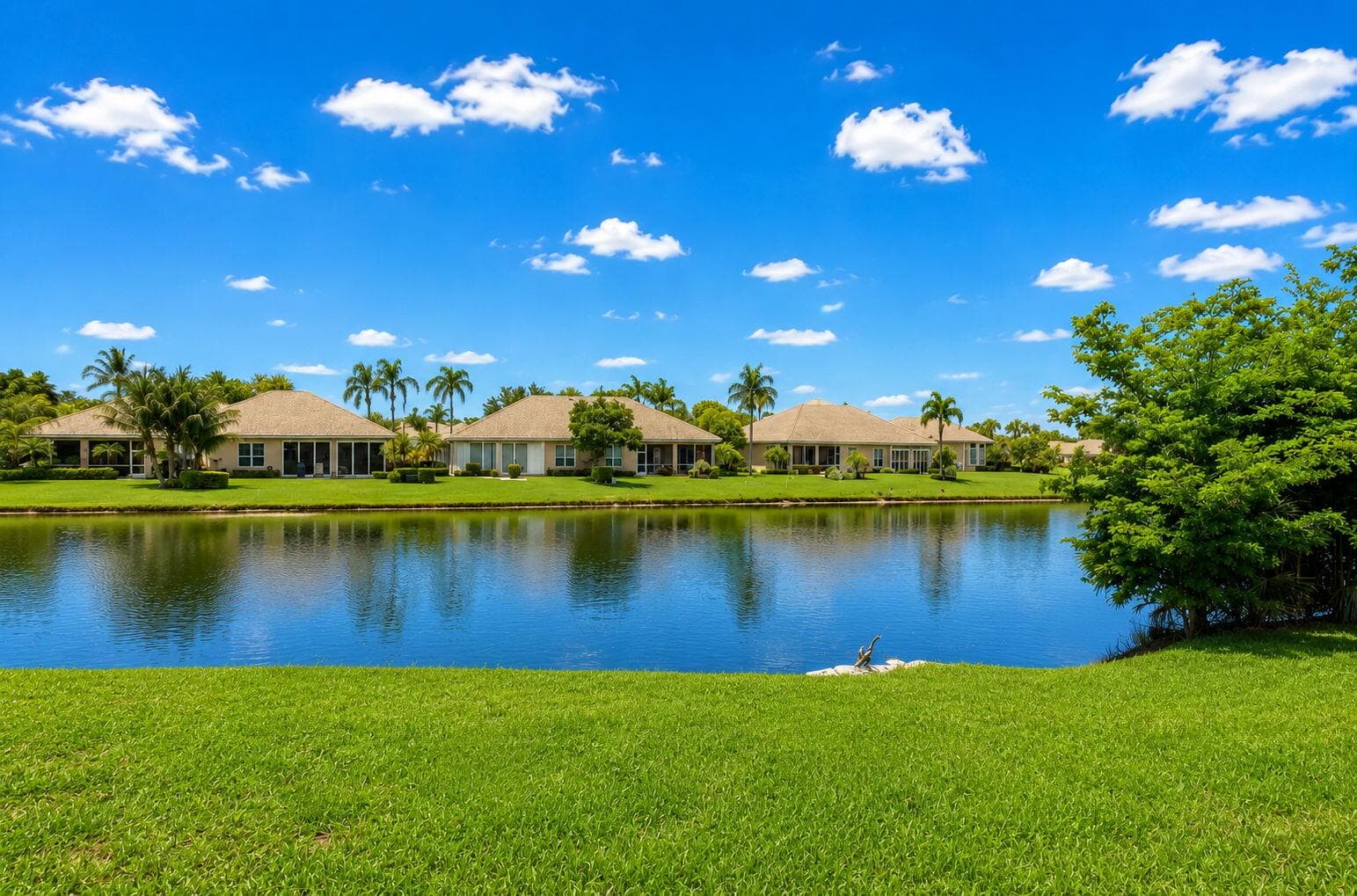 8073 Aberdeen Drive 102, Boynton Beach, FL 33472 — photo 32 of 56
