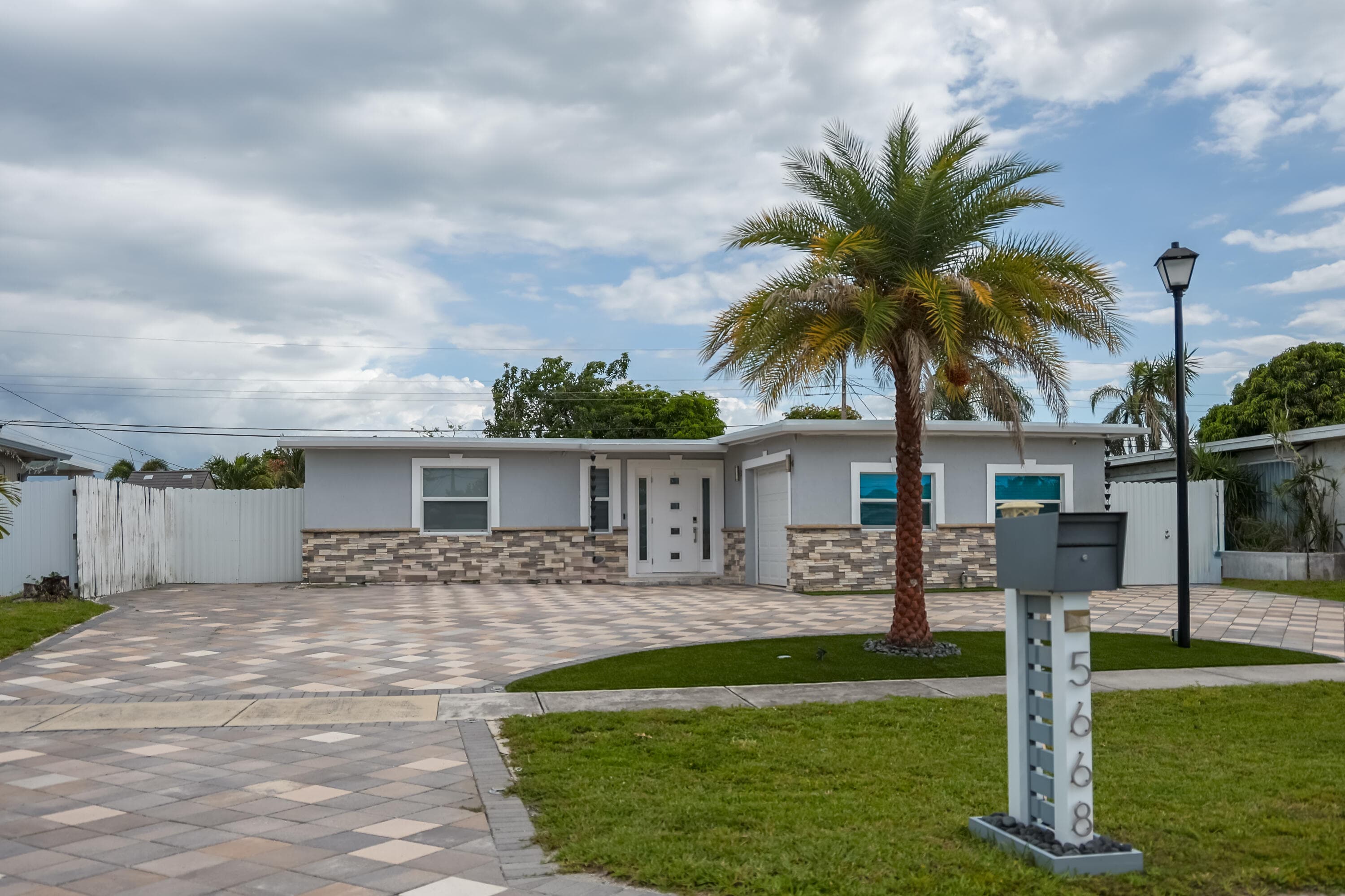 5668 Albert Road, West Palm Beach, FL 33415 — photo 2 of 35