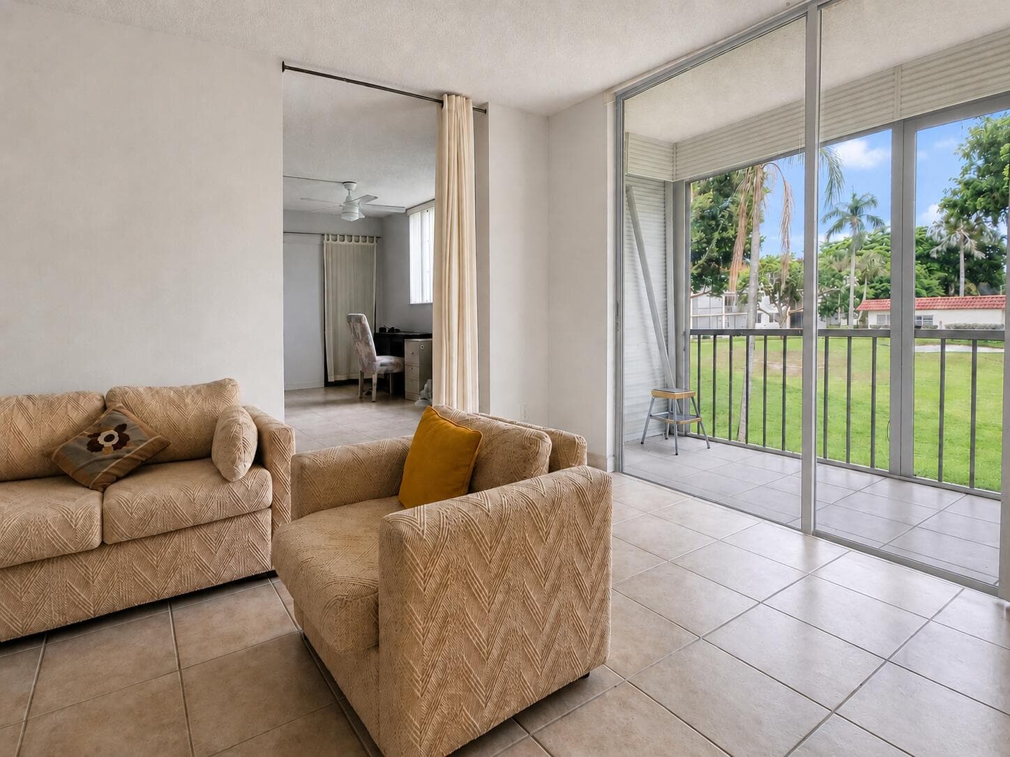 8962 S Hollybrook Boulevard 205, Pembroke Pines, FL 33025 — photo 5 of 12