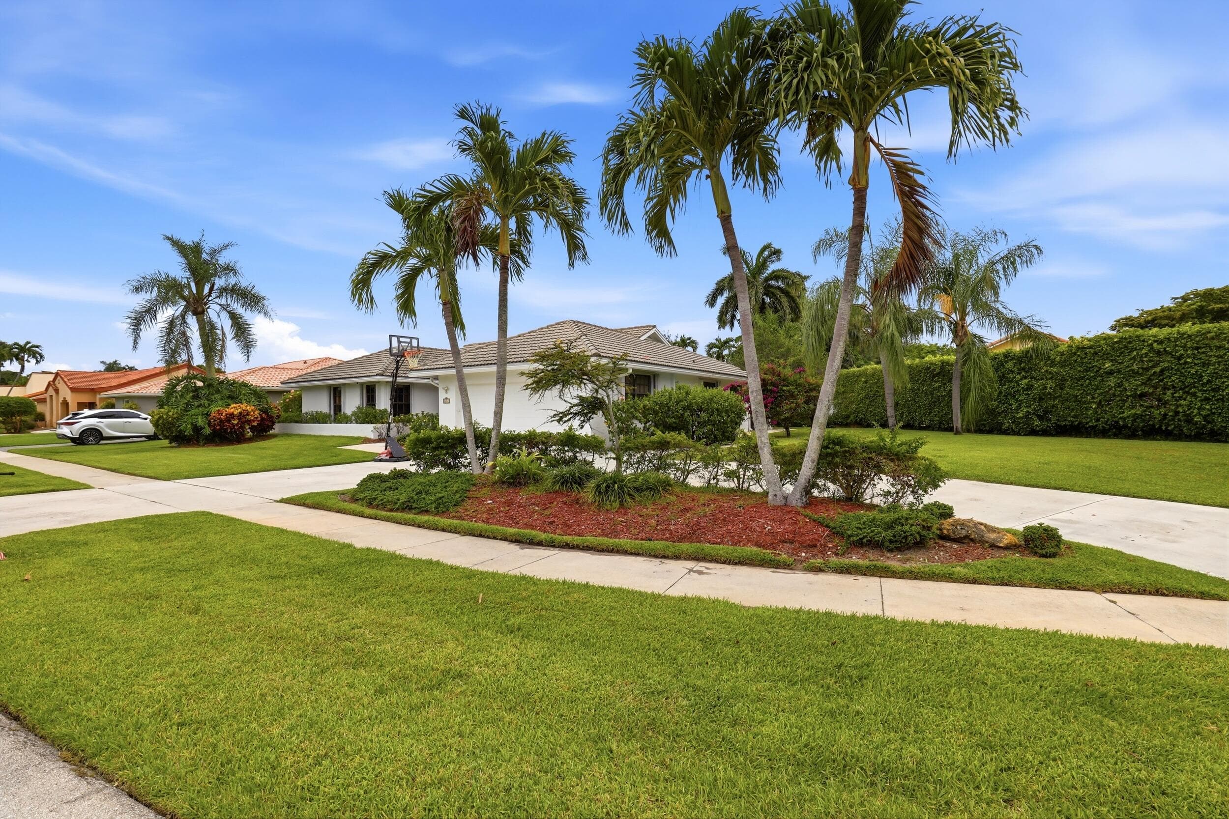2657 SW 23rd Cranbrook Drive, Boynton Beach, FL 33436 — photo 1 of 62