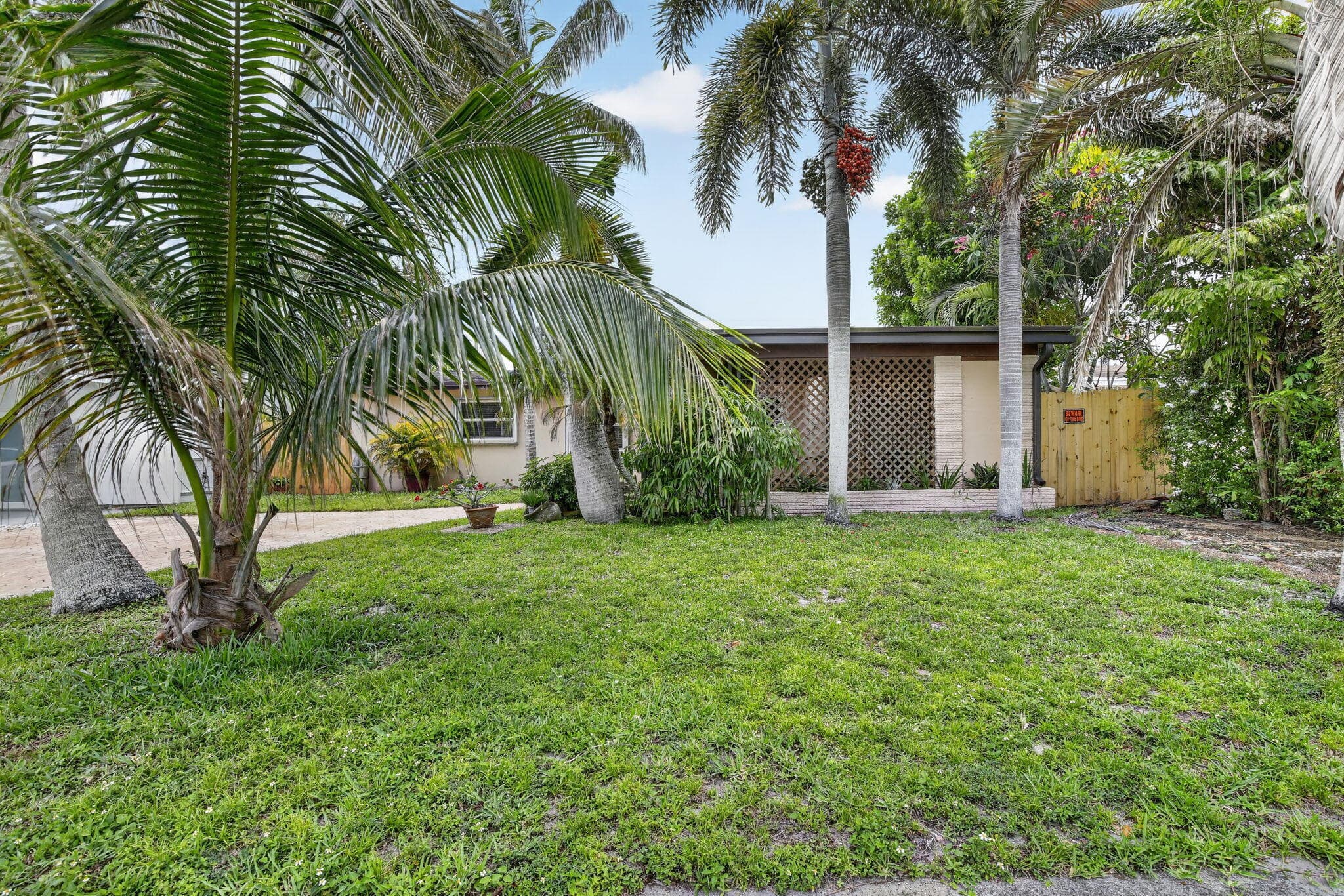 7140 Meade Street, Hollywood, FL 33024 — photo 2 of 48