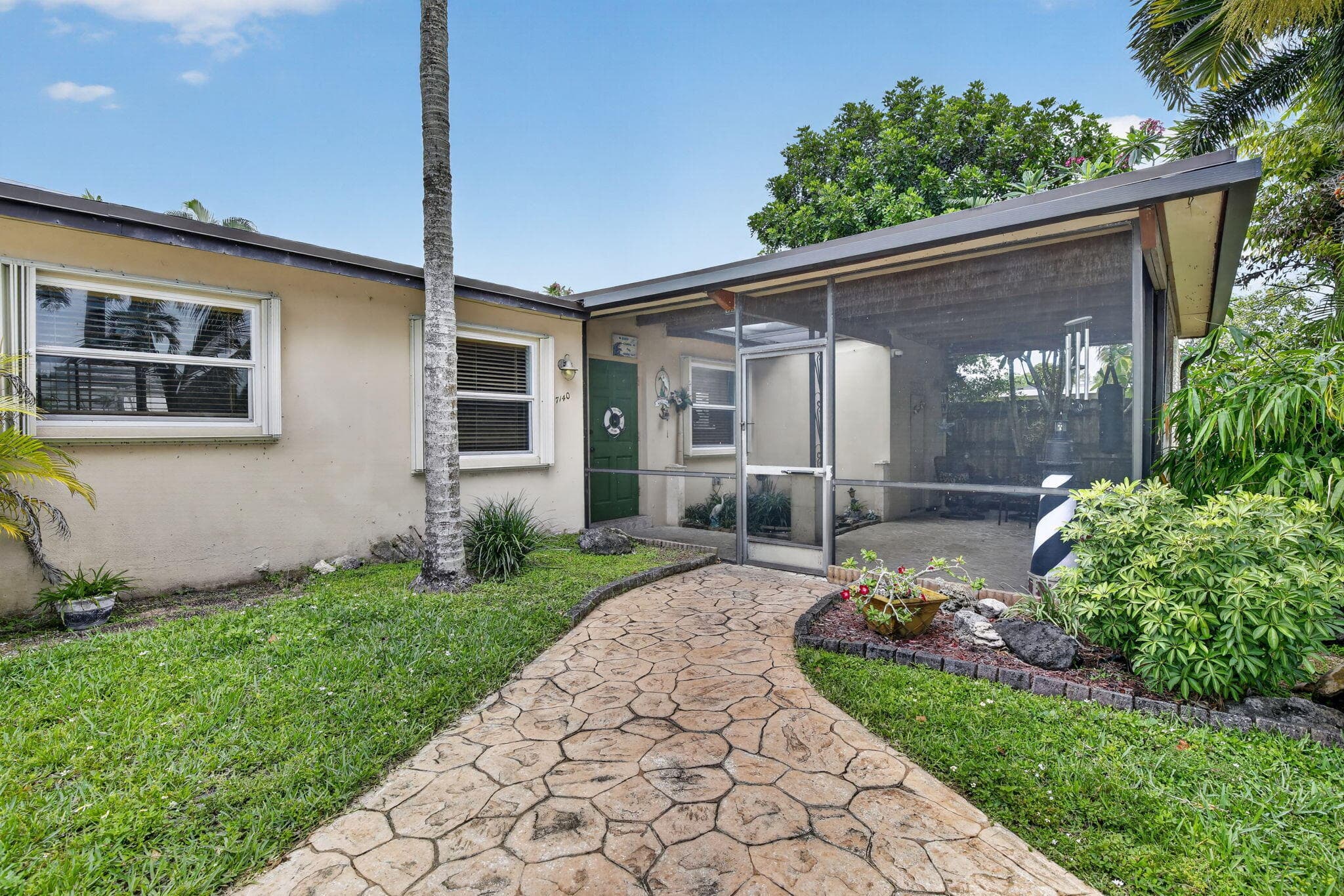 7140 Meade Street, Hollywood, FL 33024 — photo 32 of 48