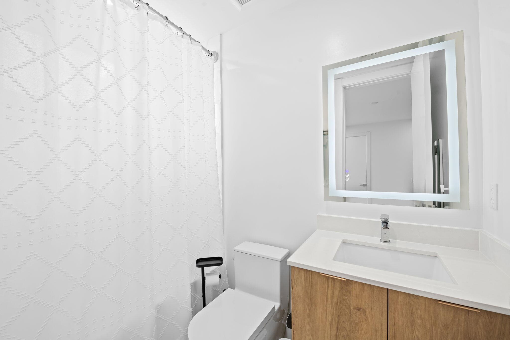 818 NE 2nd Street, Fort Lauderdale, FL 33301 — photo 22 of 45