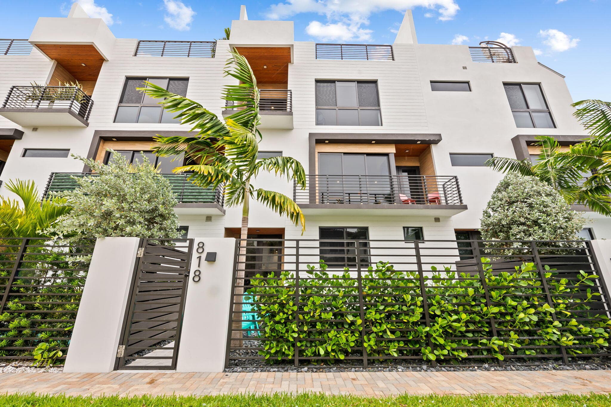 818 NE 2nd Street, Fort Lauderdale, FL 33301 — photo 36 of 45