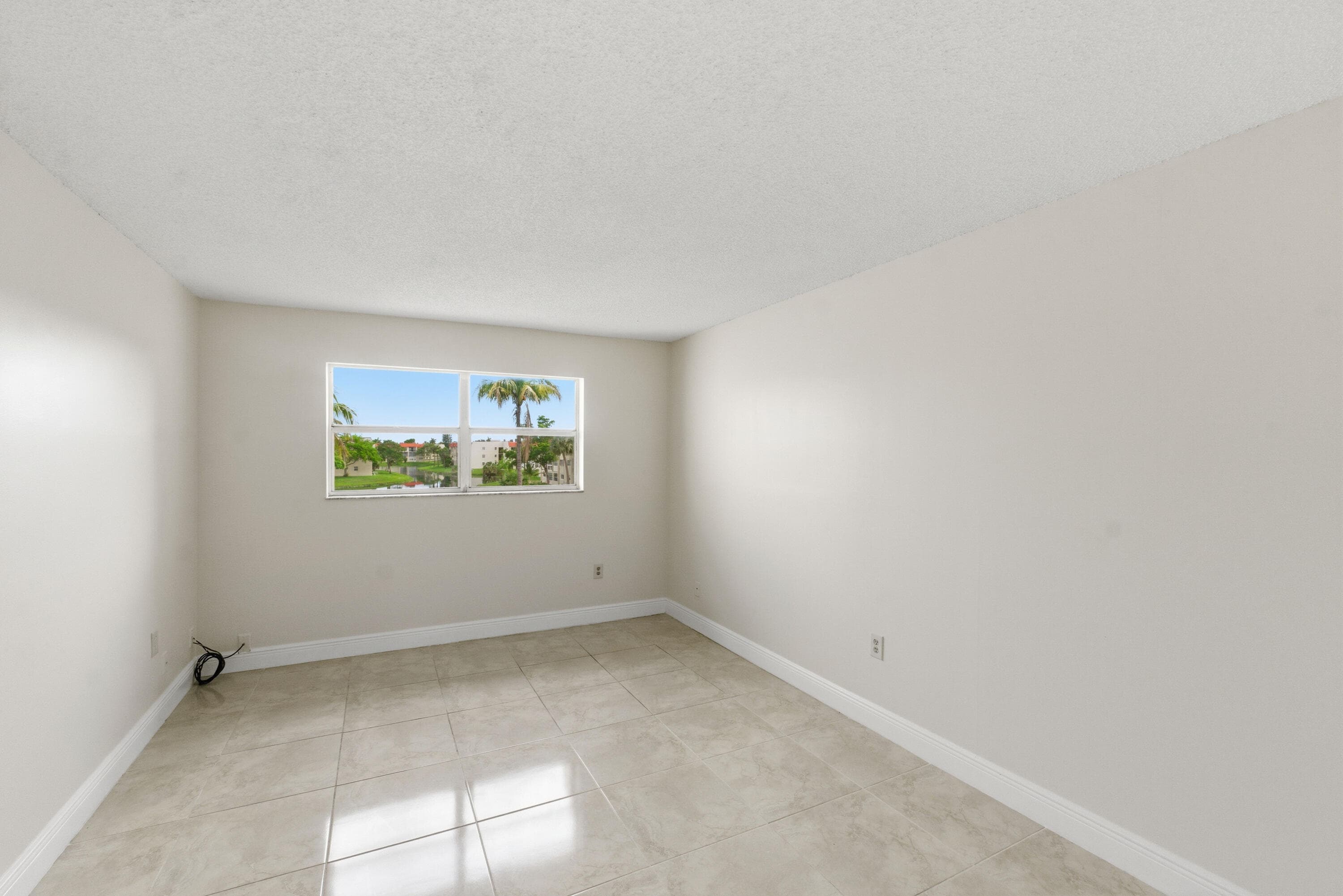 2651 E Sunrise Lakes Drive E 308, Sunrise, FL 33322 — photo 9 of 13