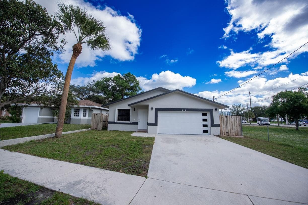 110 NW 6th Avenue, Dania Beach, FL 33004 — photo 4 of 64