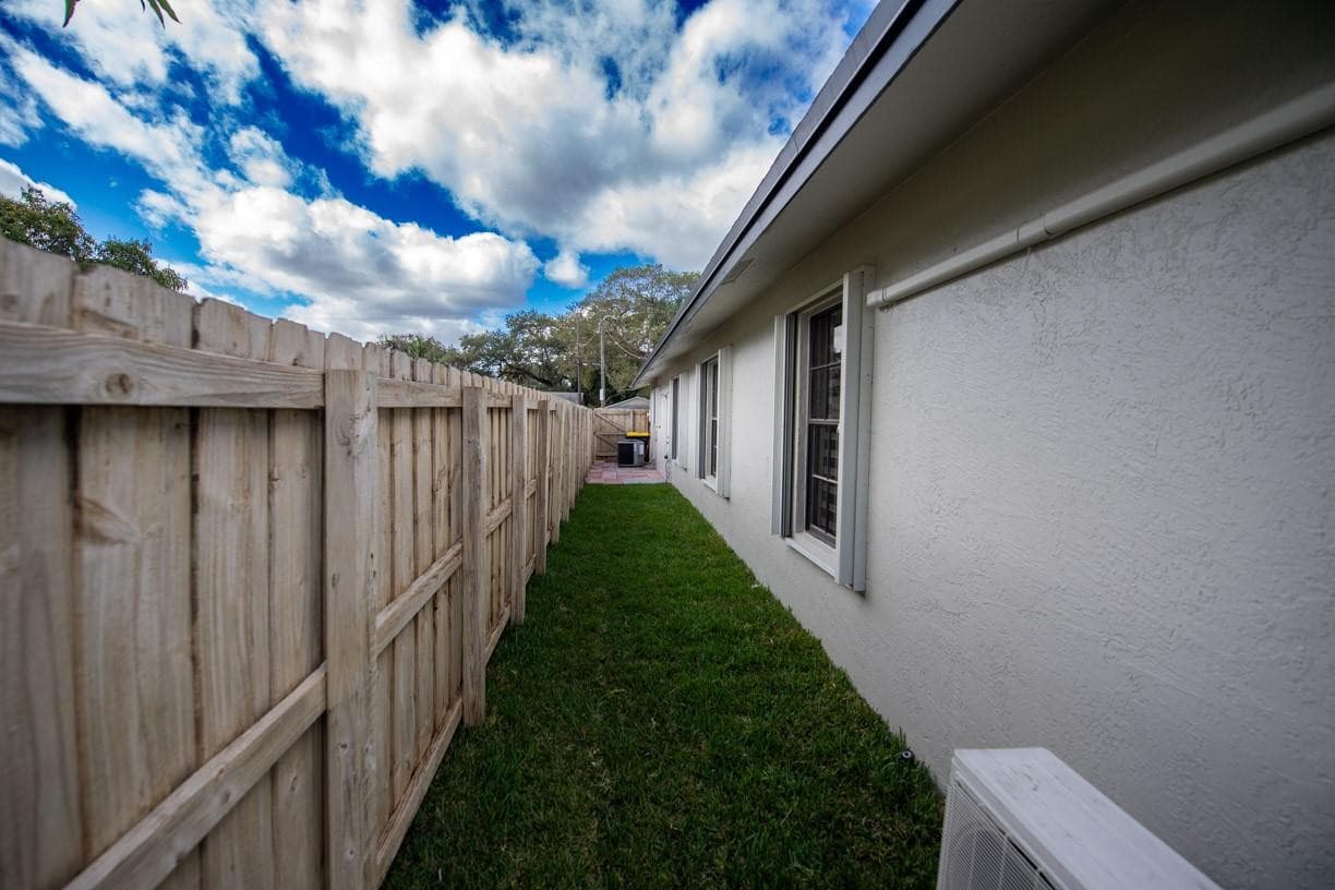 110 NW 6th Avenue, Dania Beach, FL 33004 — photo 12 of 64