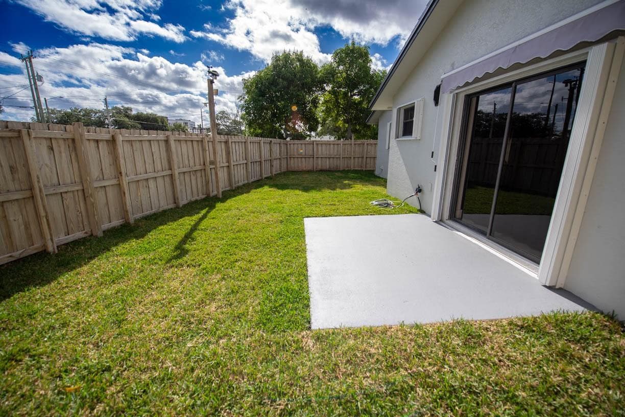 110 NW 6th Avenue, Dania Beach, FL 33004 — photo 21 of 64