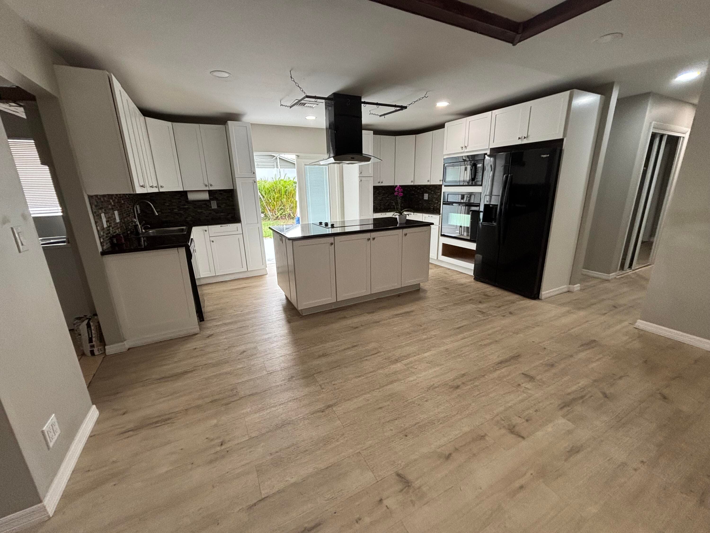 462 S Haverhill Road, West Palm Beach, FL 33415 — photo 5 of 19