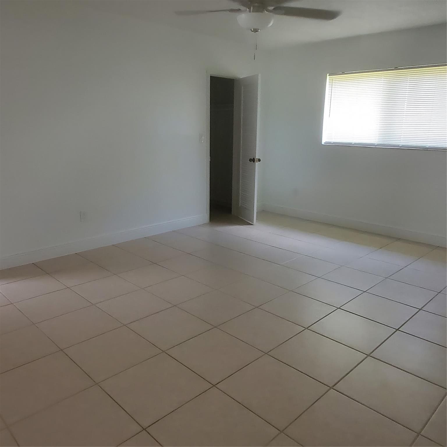 1421 NW 114th Avenue, Pembroke Pines, FL 33026 — photo 11 of 25