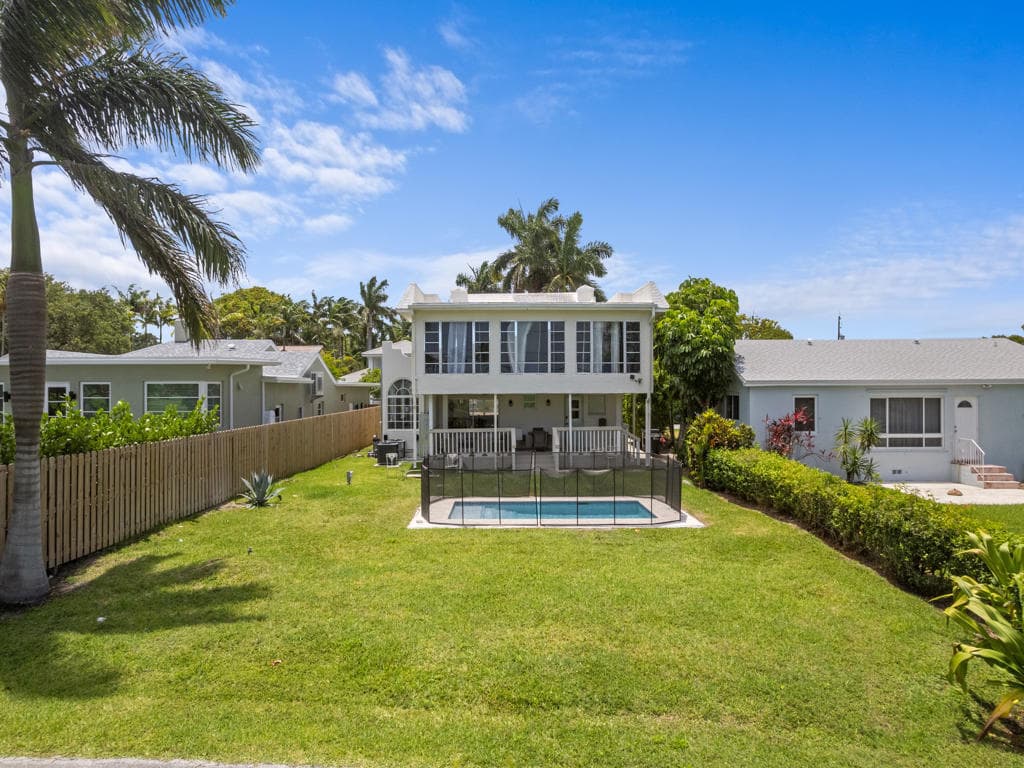 422 N Lakeside Drive, Lake Worth Beach, FL 33460 — photo 41 of 54