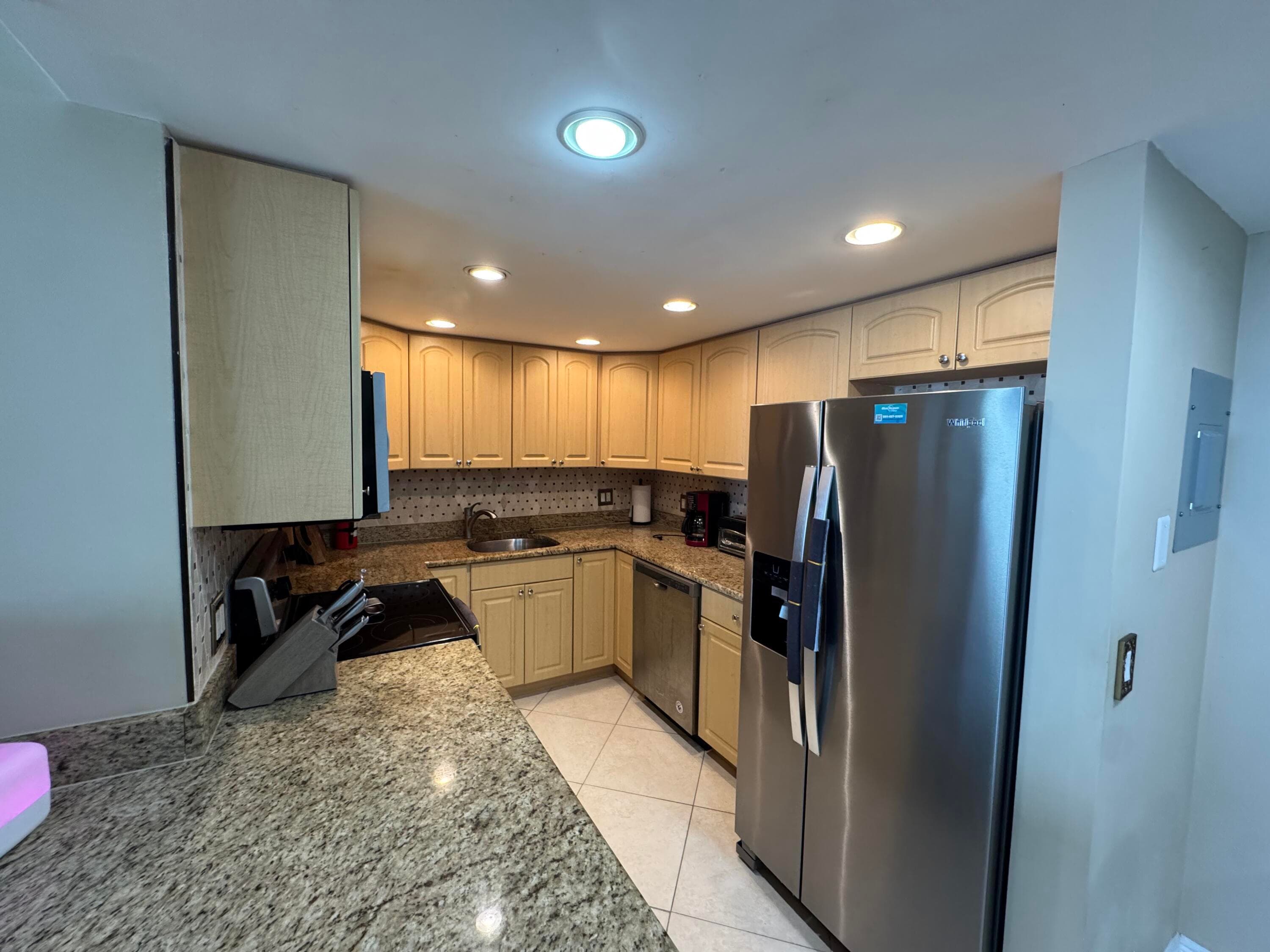 336 Golfview Road 706, North Palm Beach, FL 33408 — photo 9 of 41