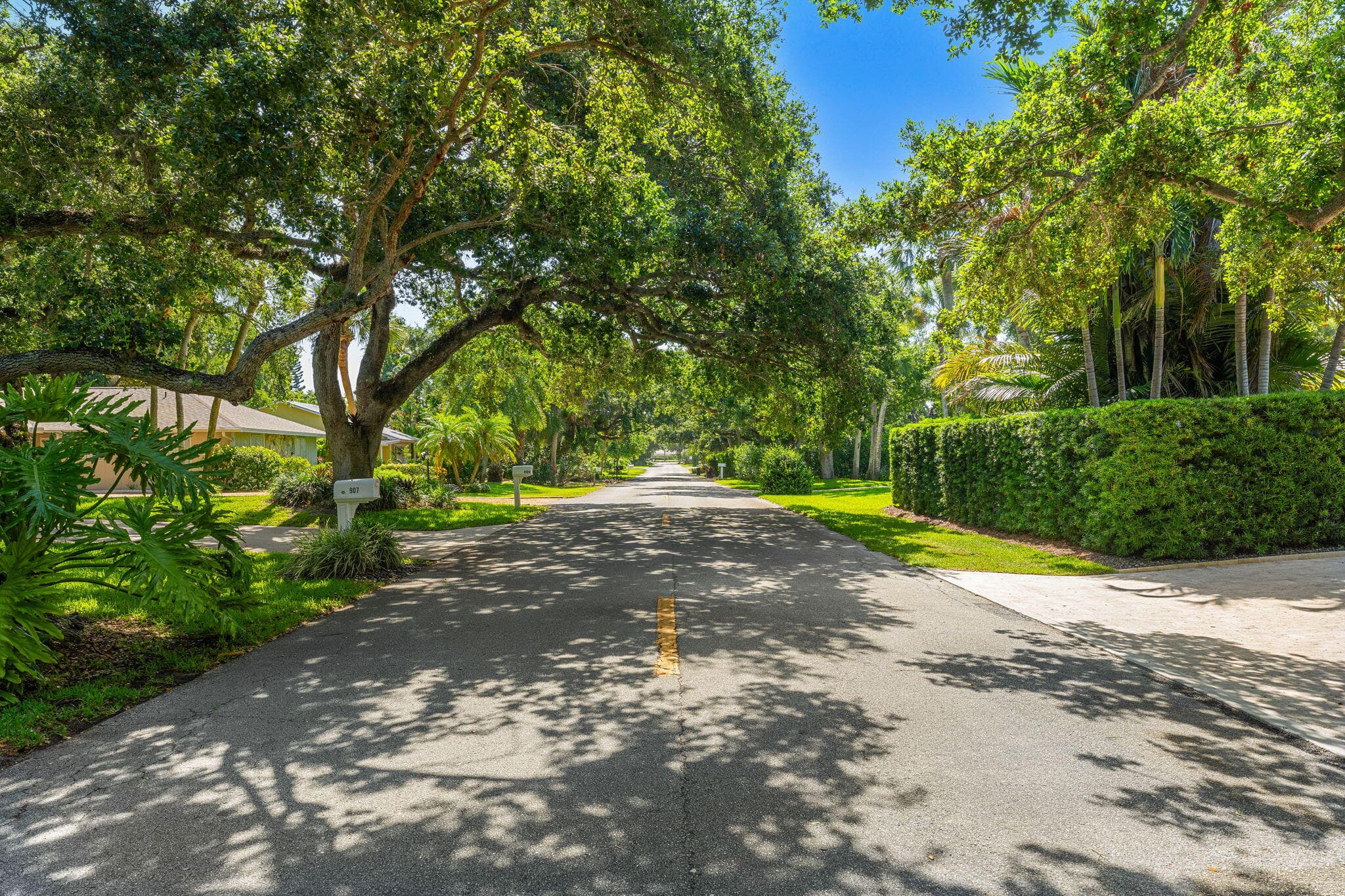 906 Jasmine Lane, Vero Beach, FL 32963 — photo 32 of 36