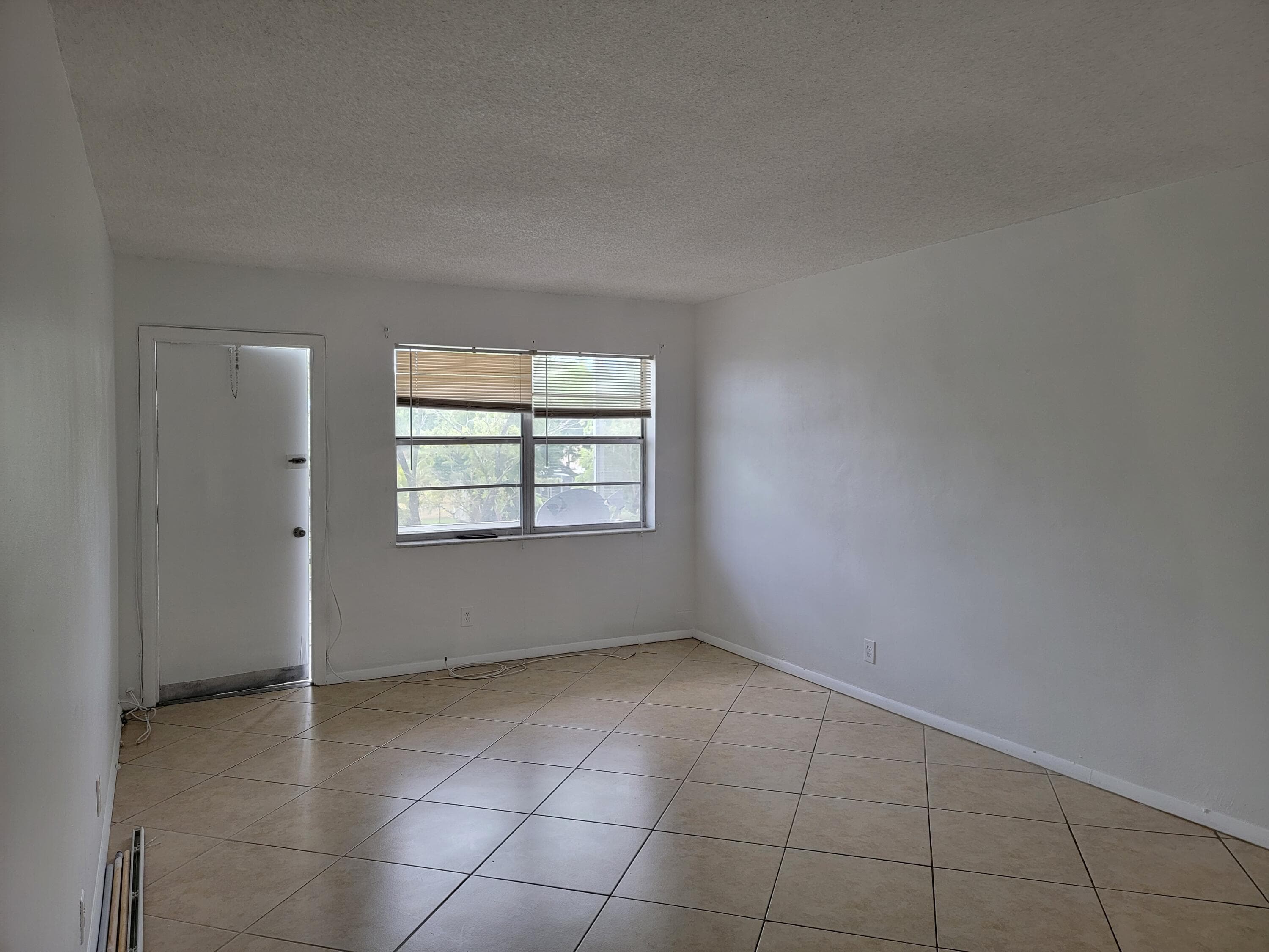4310 NW 12th Court 205, Lauderhill, FL 33313 — photo 5 of 9